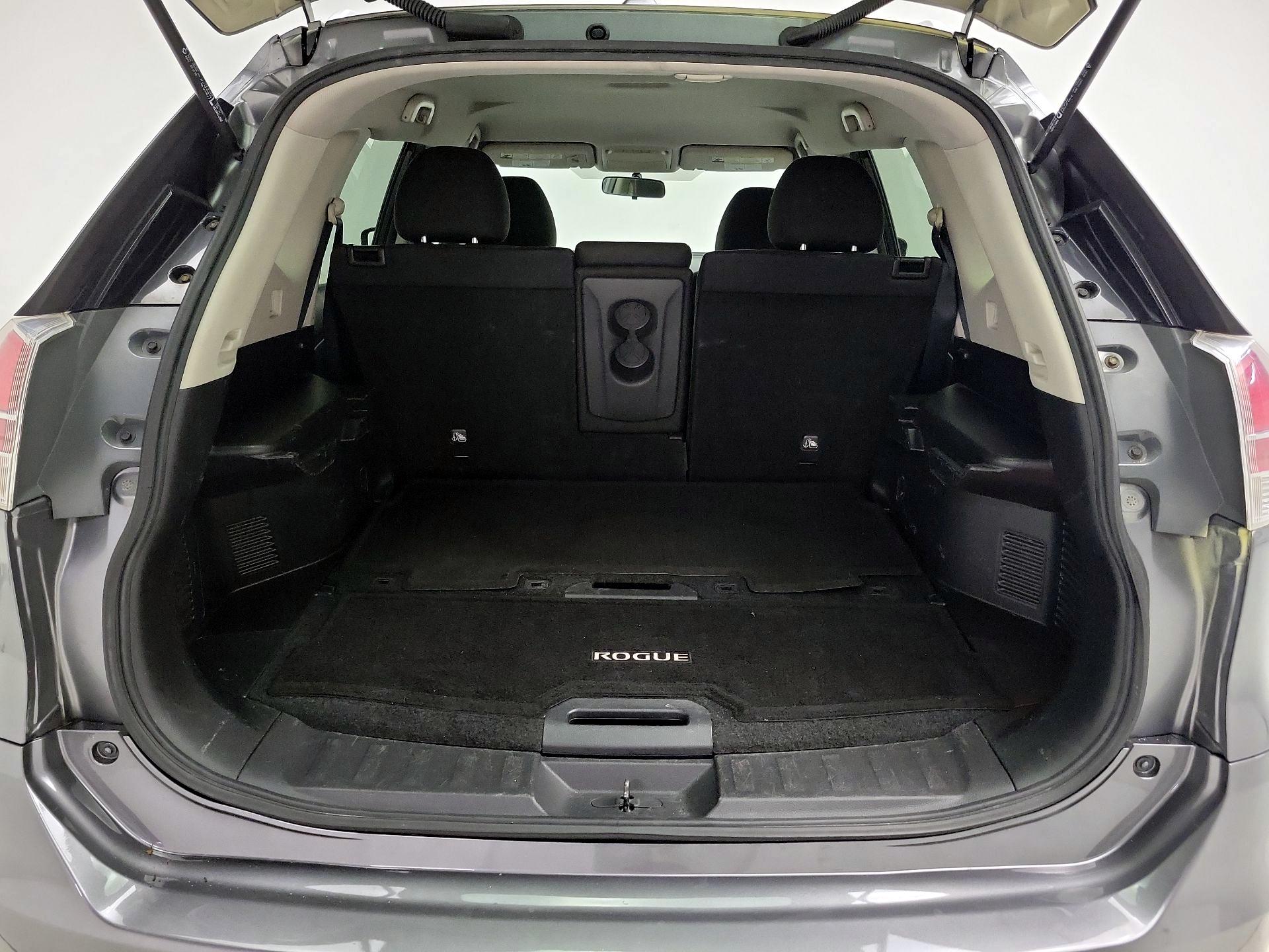 Thumbnail: 2015 Nissan Rogue - 20