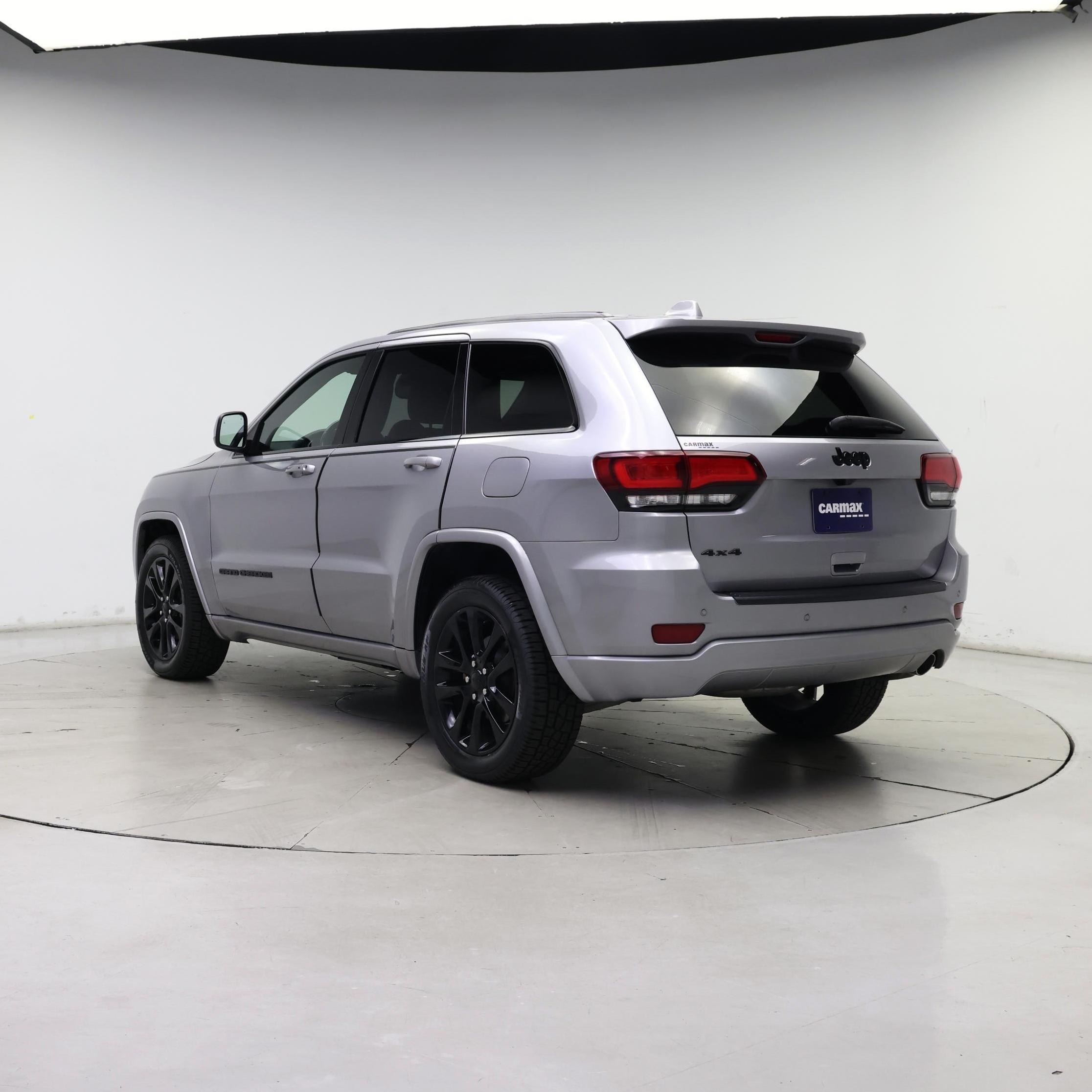 Thumbnail: 2019 Jeep Grand Cherokee - 2