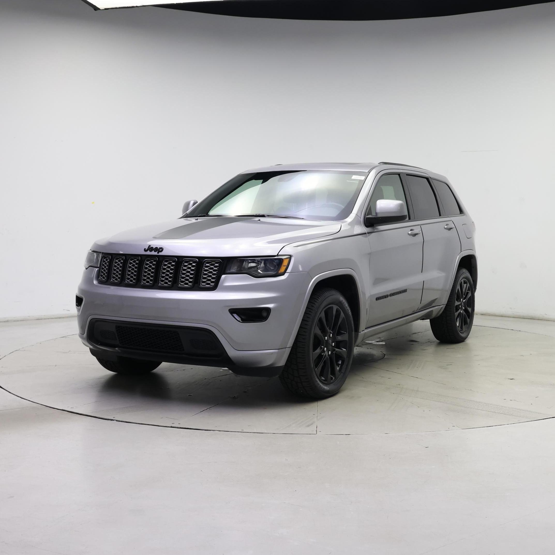 Thumbnail: 2019 Jeep Grand Cherokee - 4