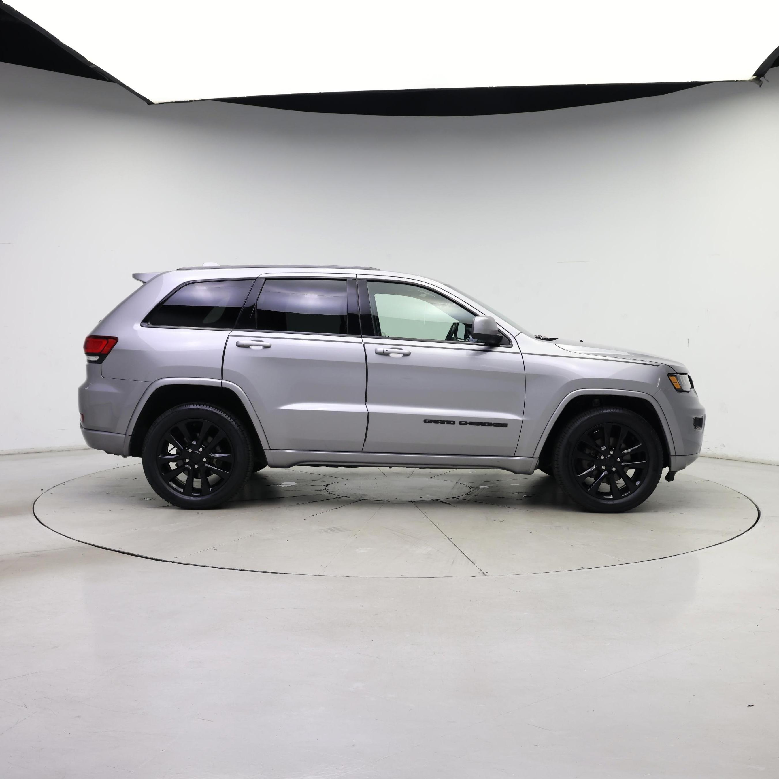Thumbnail: 2019 Jeep Grand Cherokee - 7