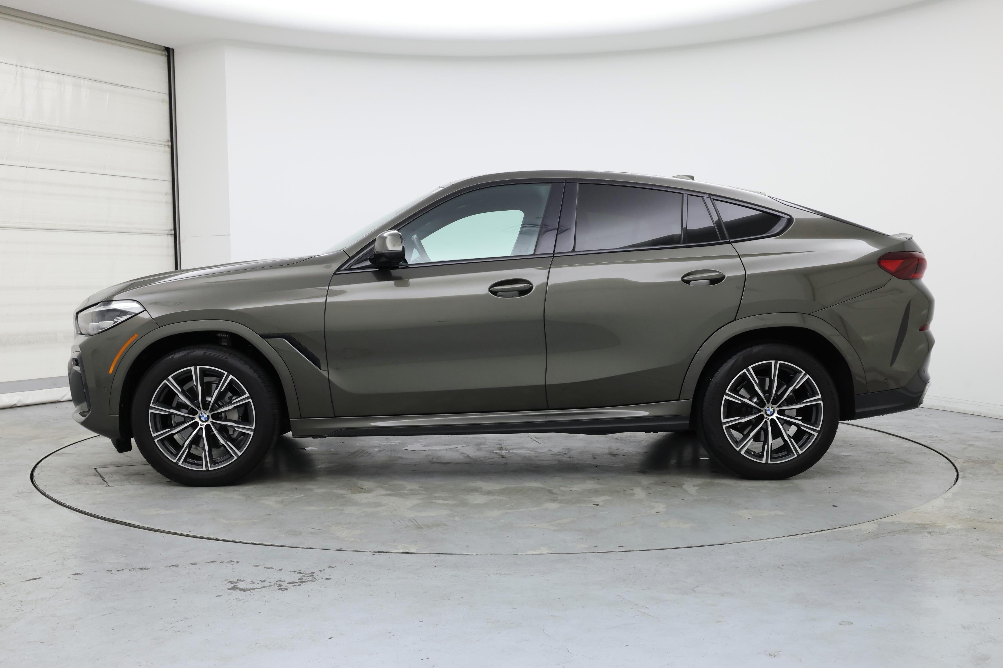 Thumbnail: 2022 BMW X6 - 3