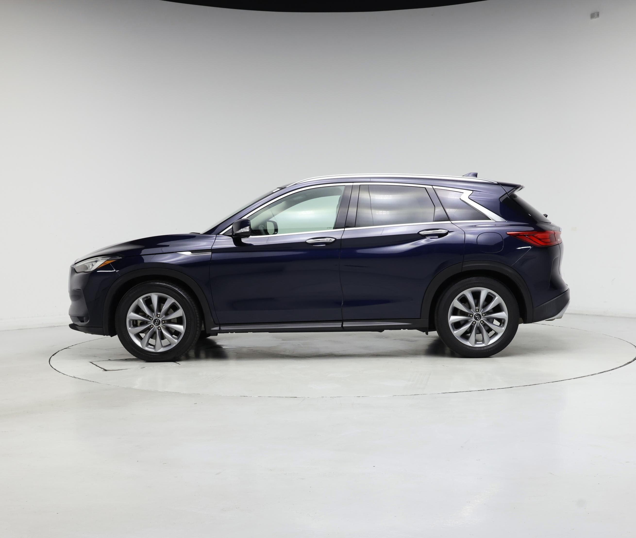 Thumbnail: 2020 INFINITI QX50 - 3
