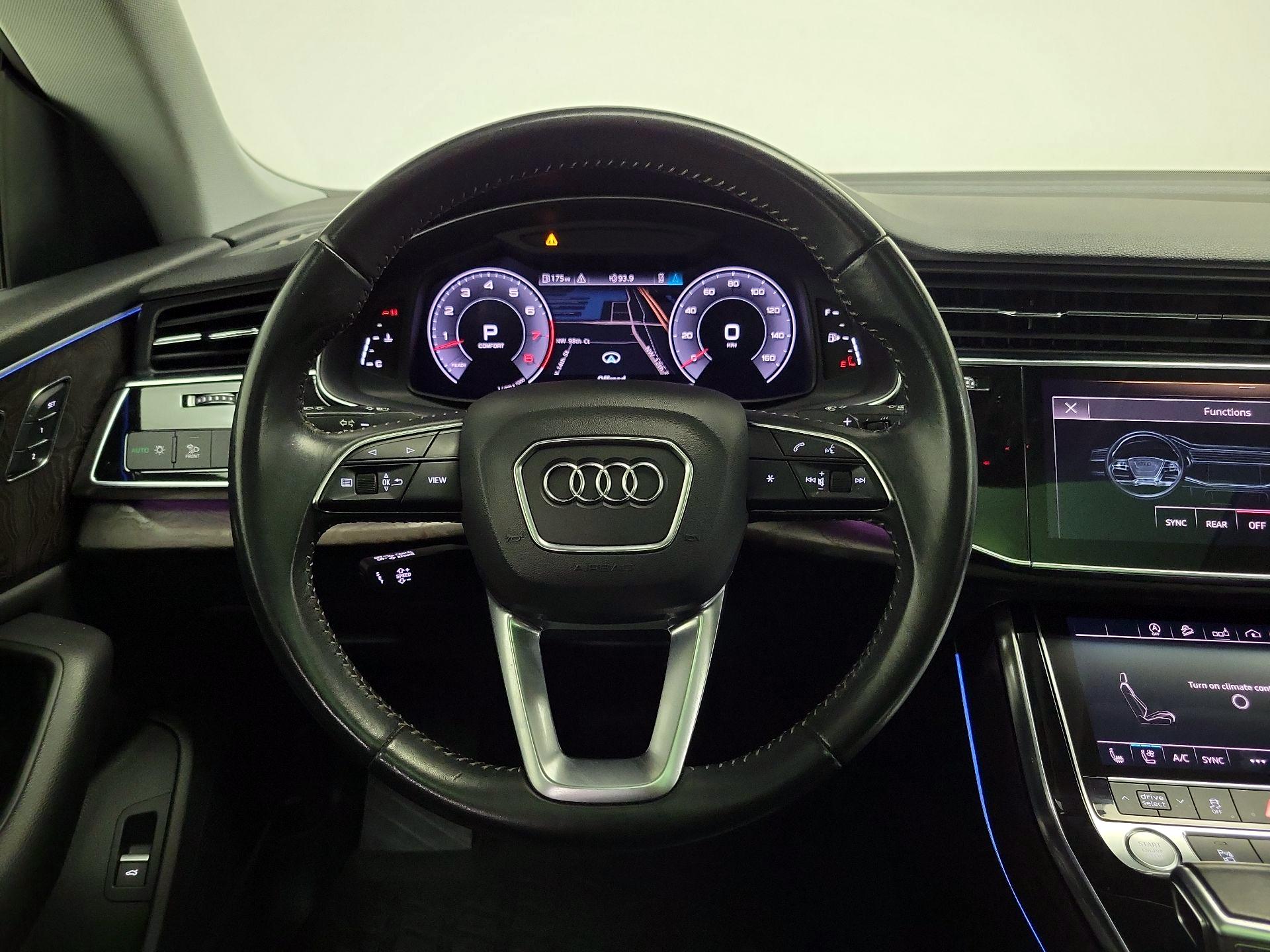 Thumbnail: 2020 Audi Q8 - 10