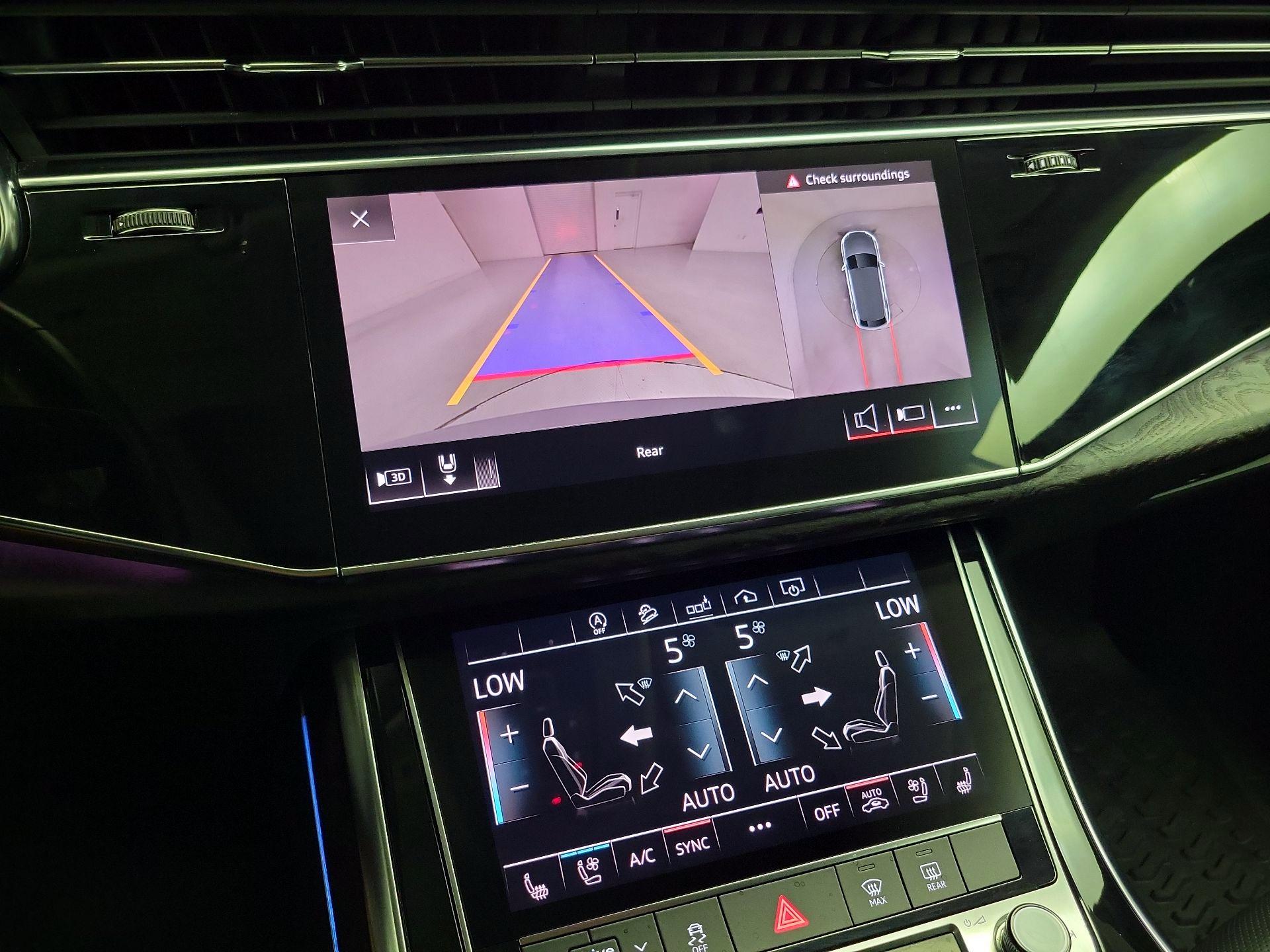 Thumbnail: 2020 Audi Q8 - 15
