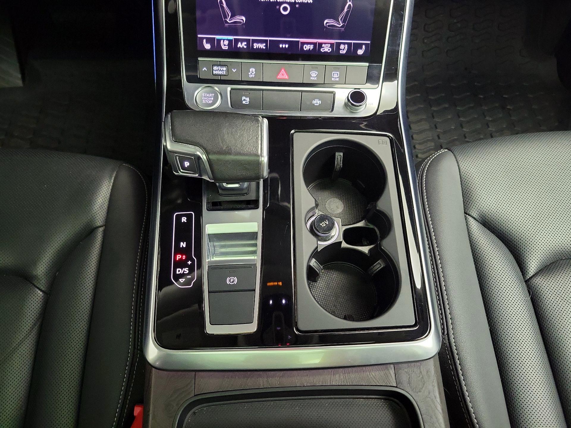 Thumbnail: 2020 Audi Q8 - 18