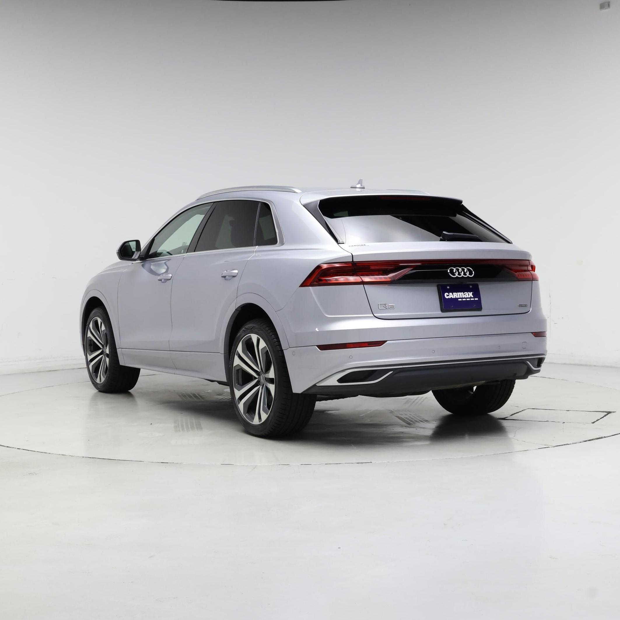 Thumbnail: 2020 Audi Q8 - 2