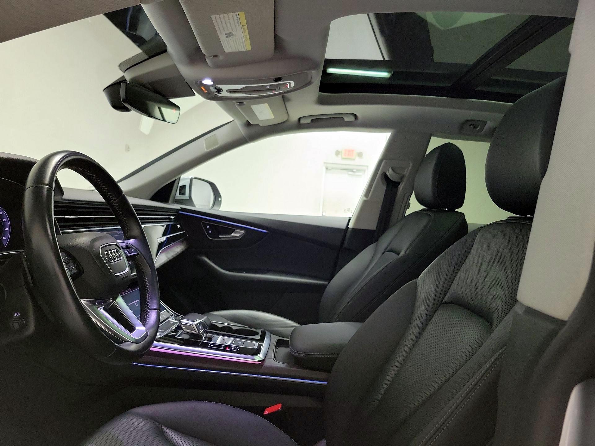 Thumbnail: 2020 Audi Q8 - 19