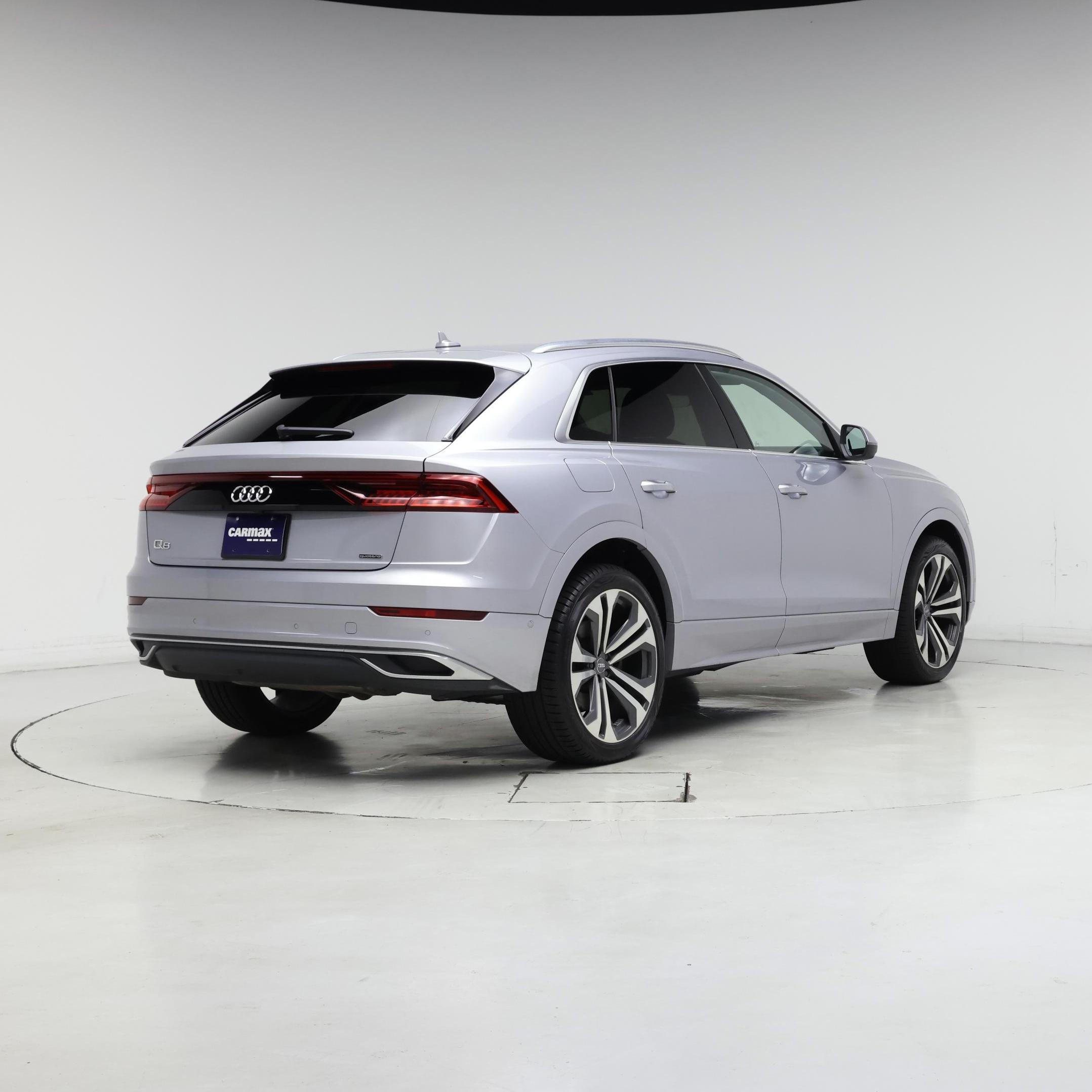 Thumbnail: 2020 Audi Q8 - 8