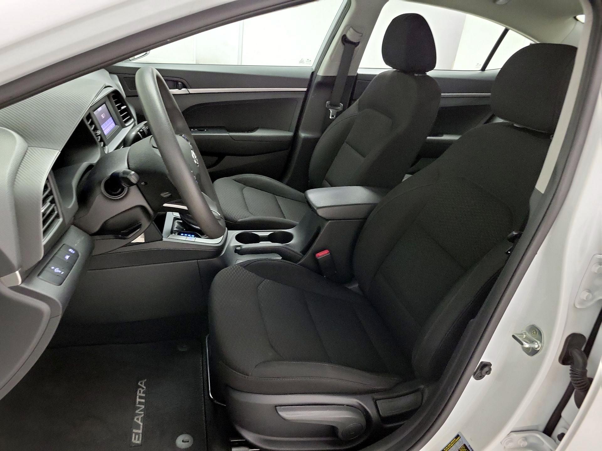 Thumbnail: 2020 Hyundai Elantra - 11