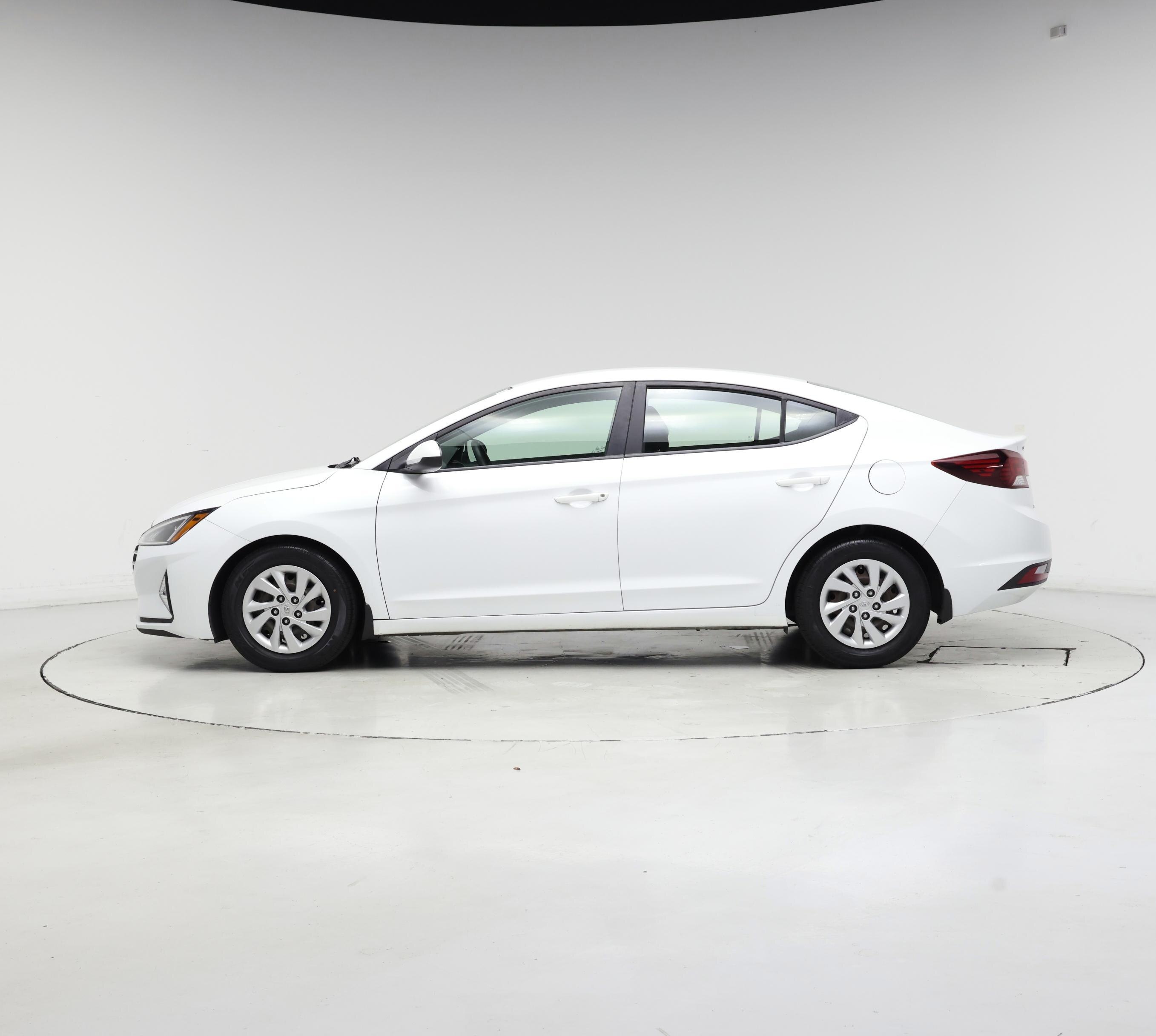 Thumbnail: 2020 Hyundai Elantra - 3