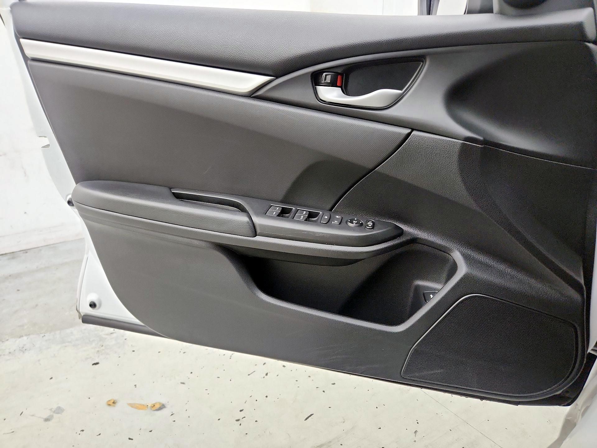 Thumbnail: 2020 Honda Civic - 12