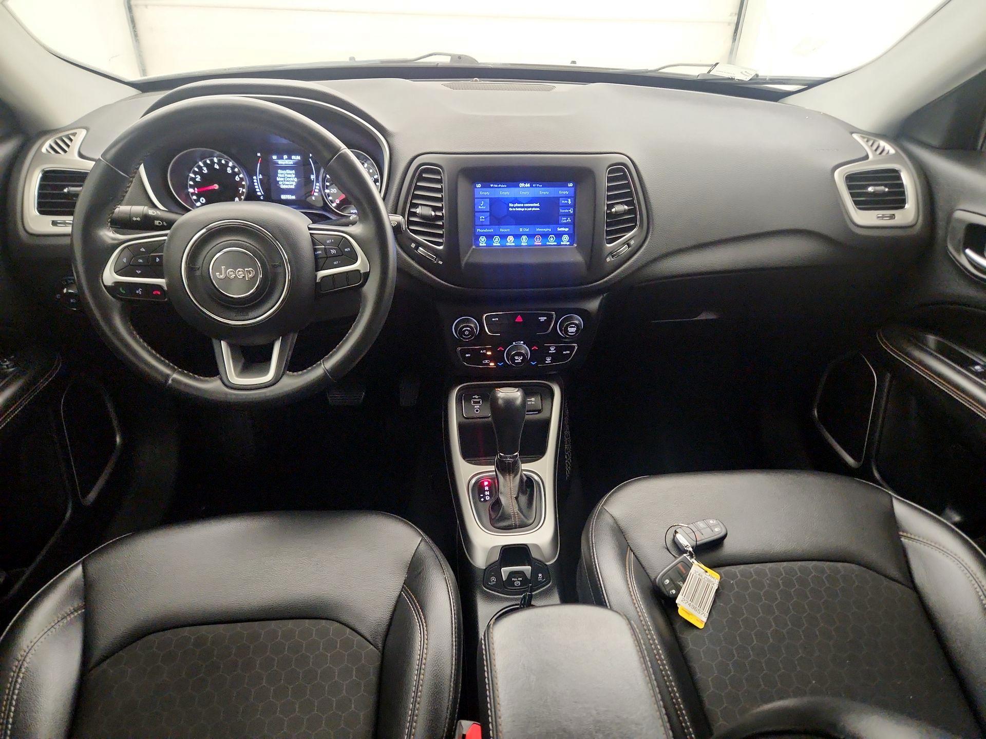 Thumbnail: 2019 Jeep Compass - 9