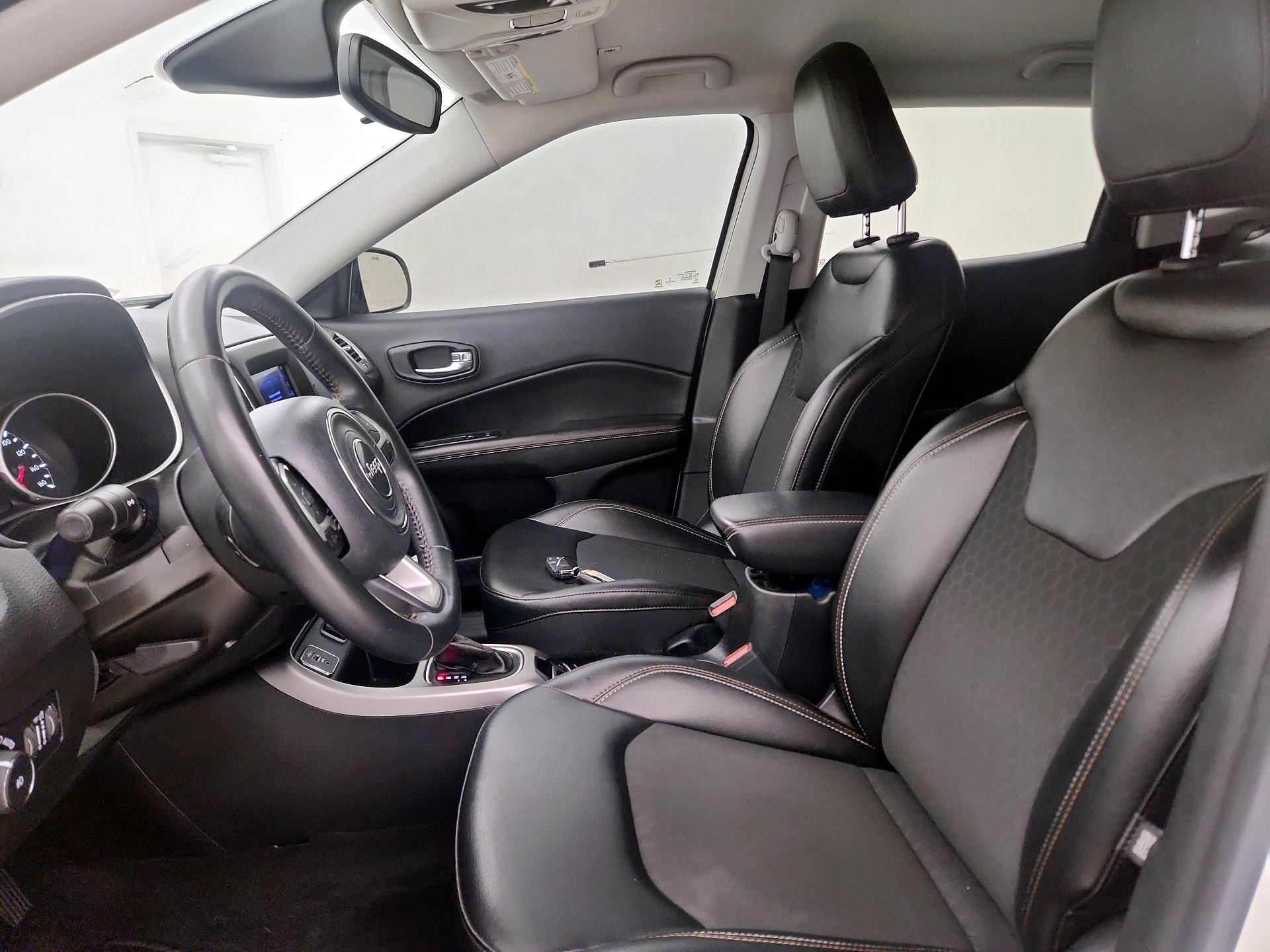 Thumbnail: 2019 Jeep Compass - 11