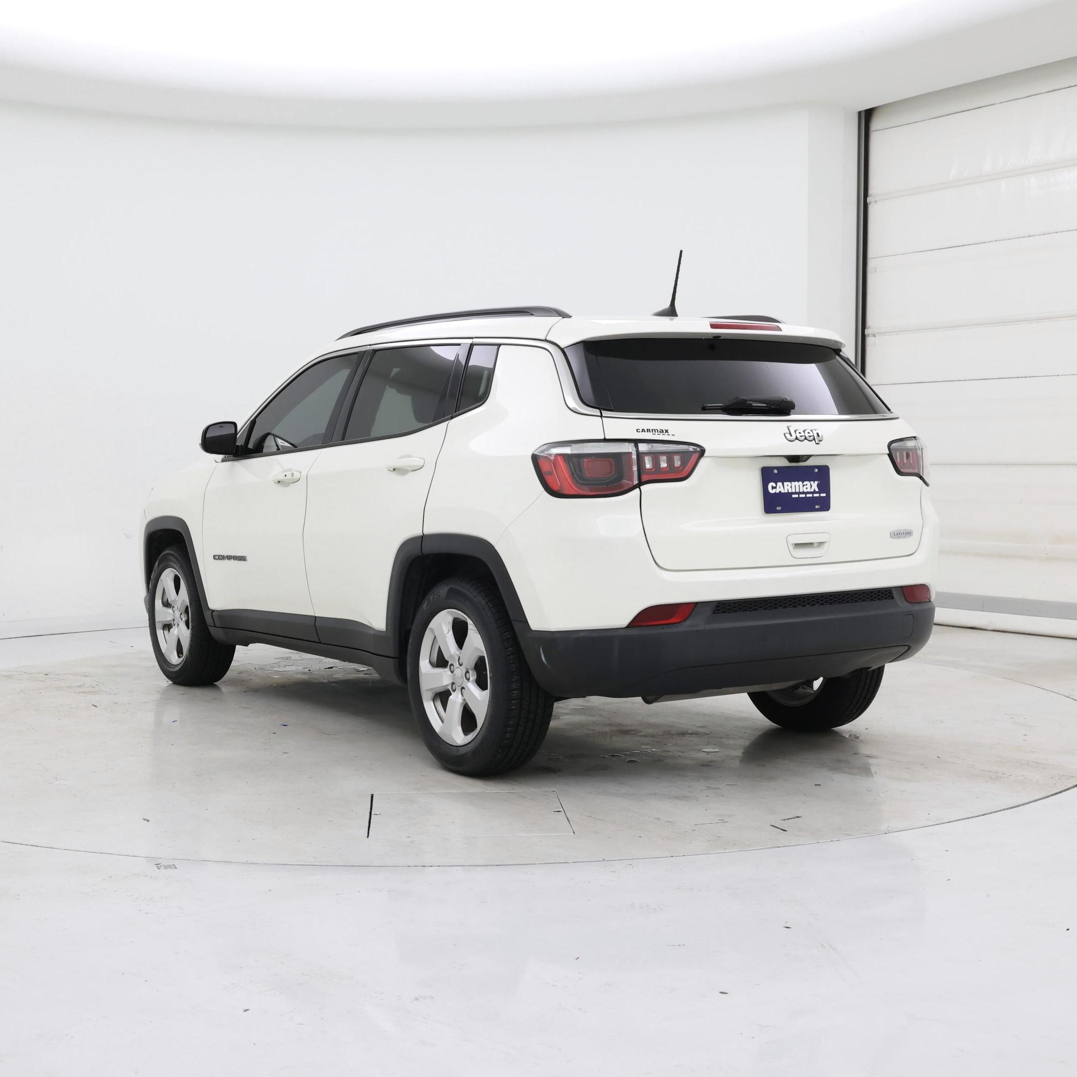 Thumbnail: 2019 Jeep Compass - 2