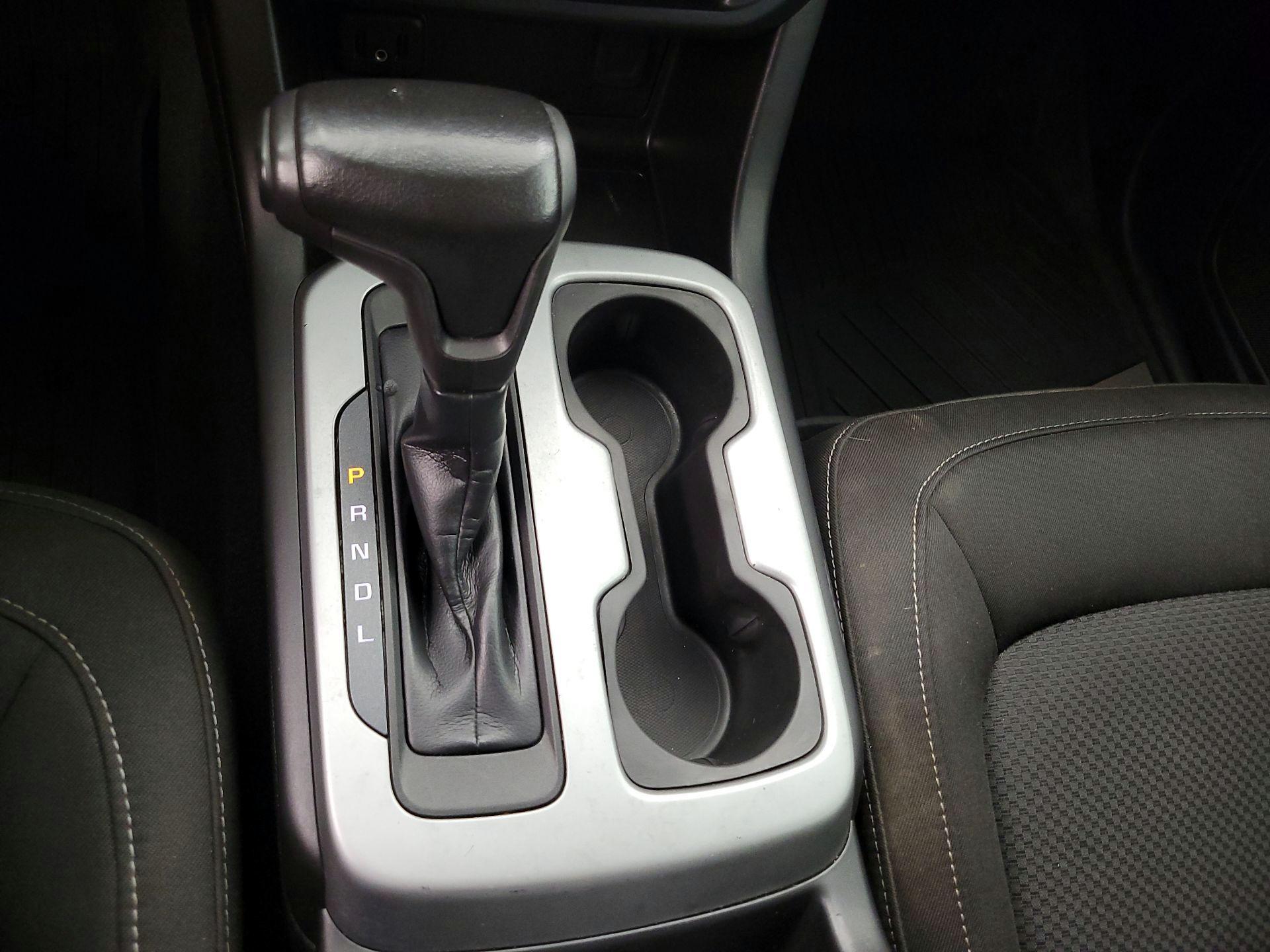Thumbnail: 2021 Chevrolet Colorado - 17