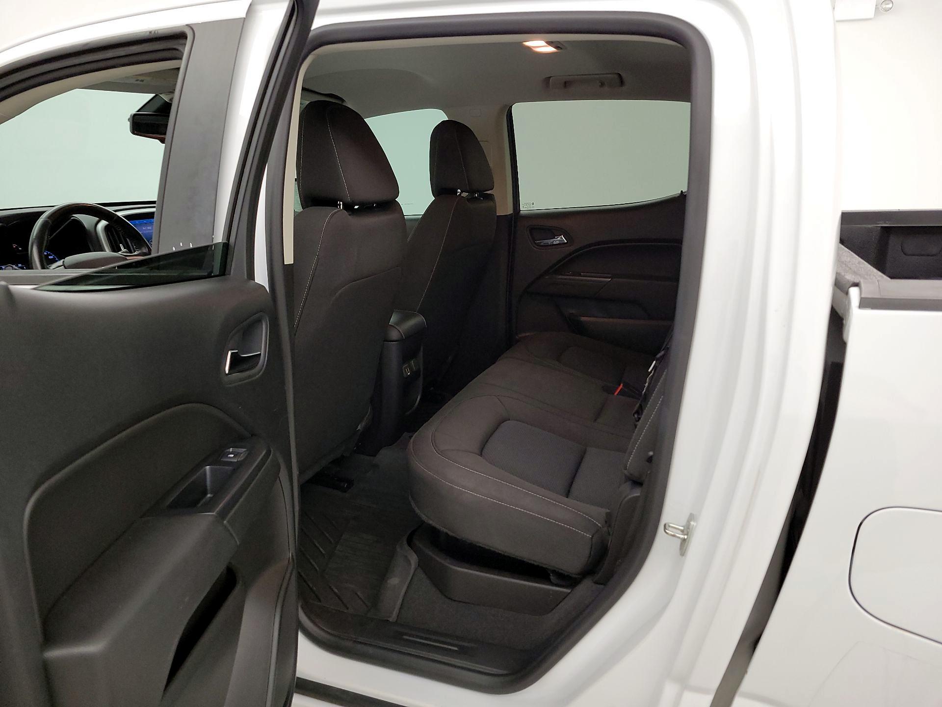 Thumbnail: 2021 Chevrolet Colorado - 19