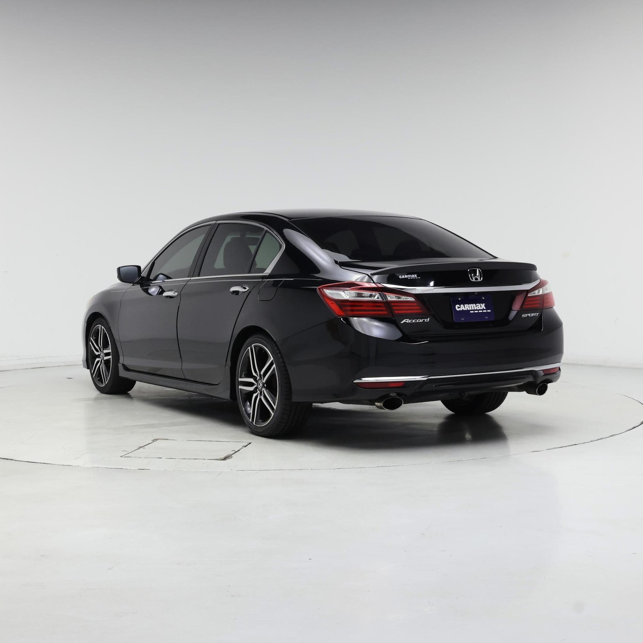 Thumbnail: 2017 Honda Accord - 2