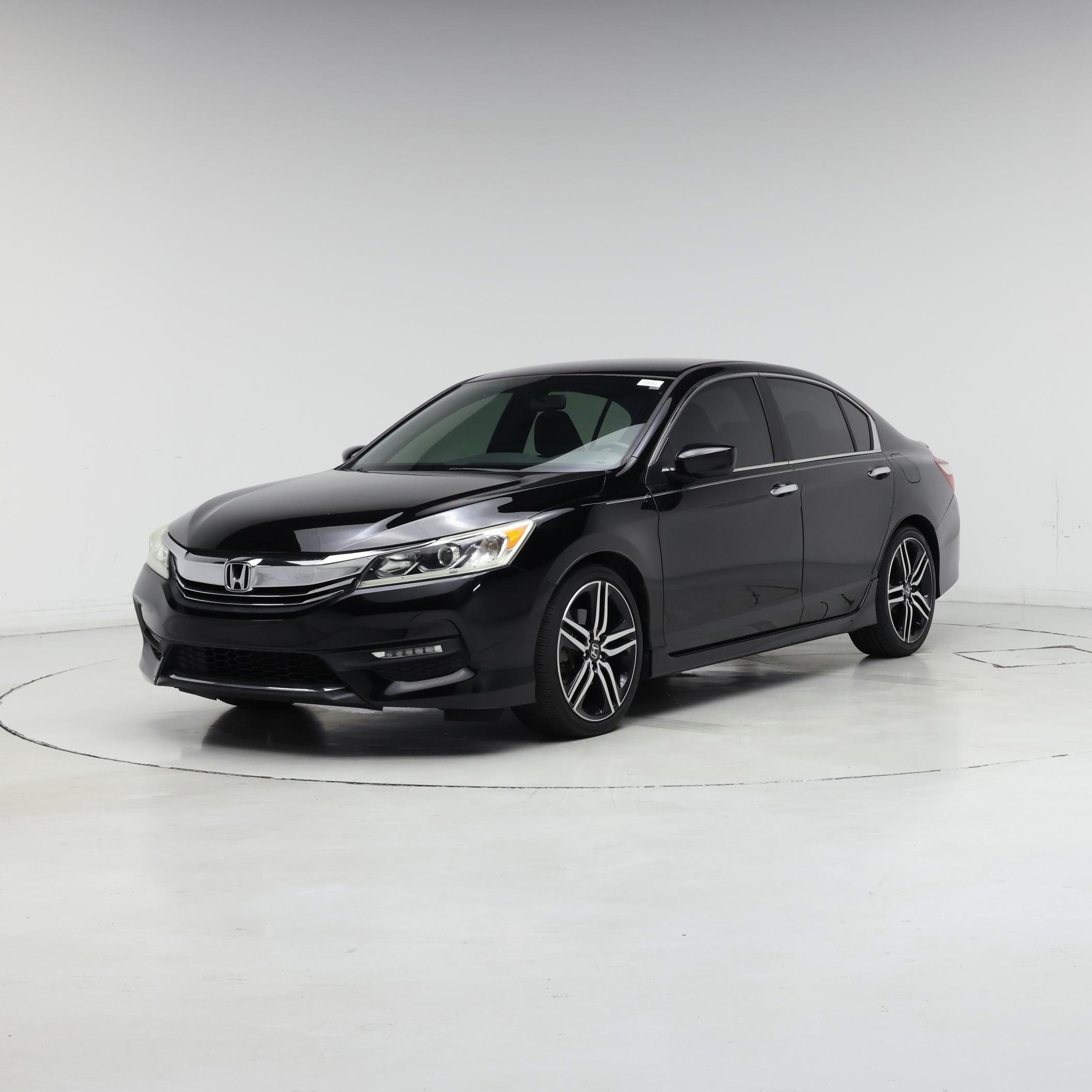 Thumbnail: 2017 Honda Accord - 4