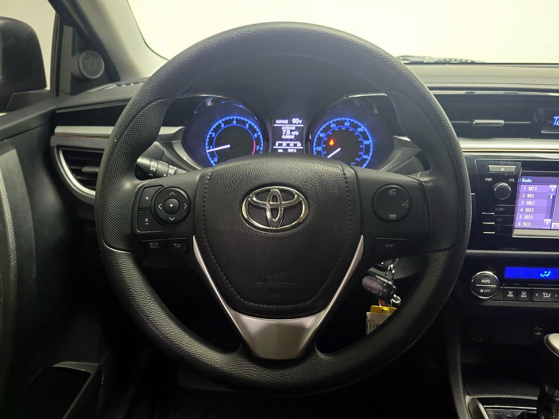Thumbnail: 2016 Toyota Corolla - 10