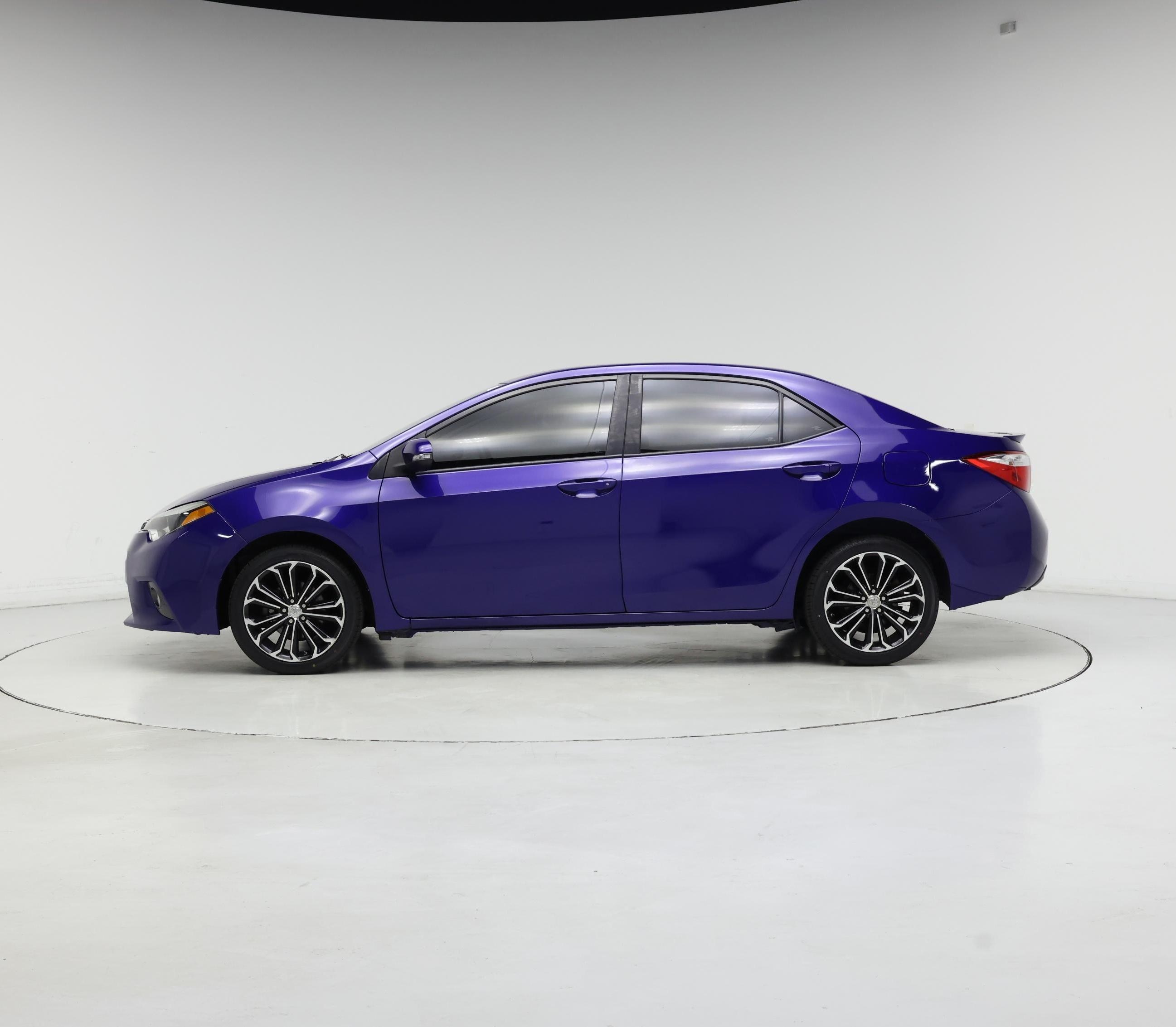 Thumbnail: 2016 Toyota Corolla - 3