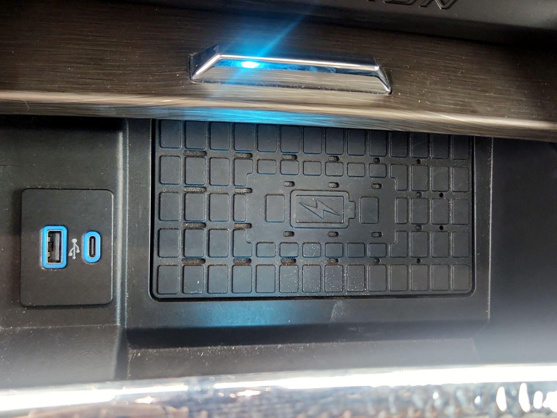 Thumbnail: 2023 Ford Expedition - 19