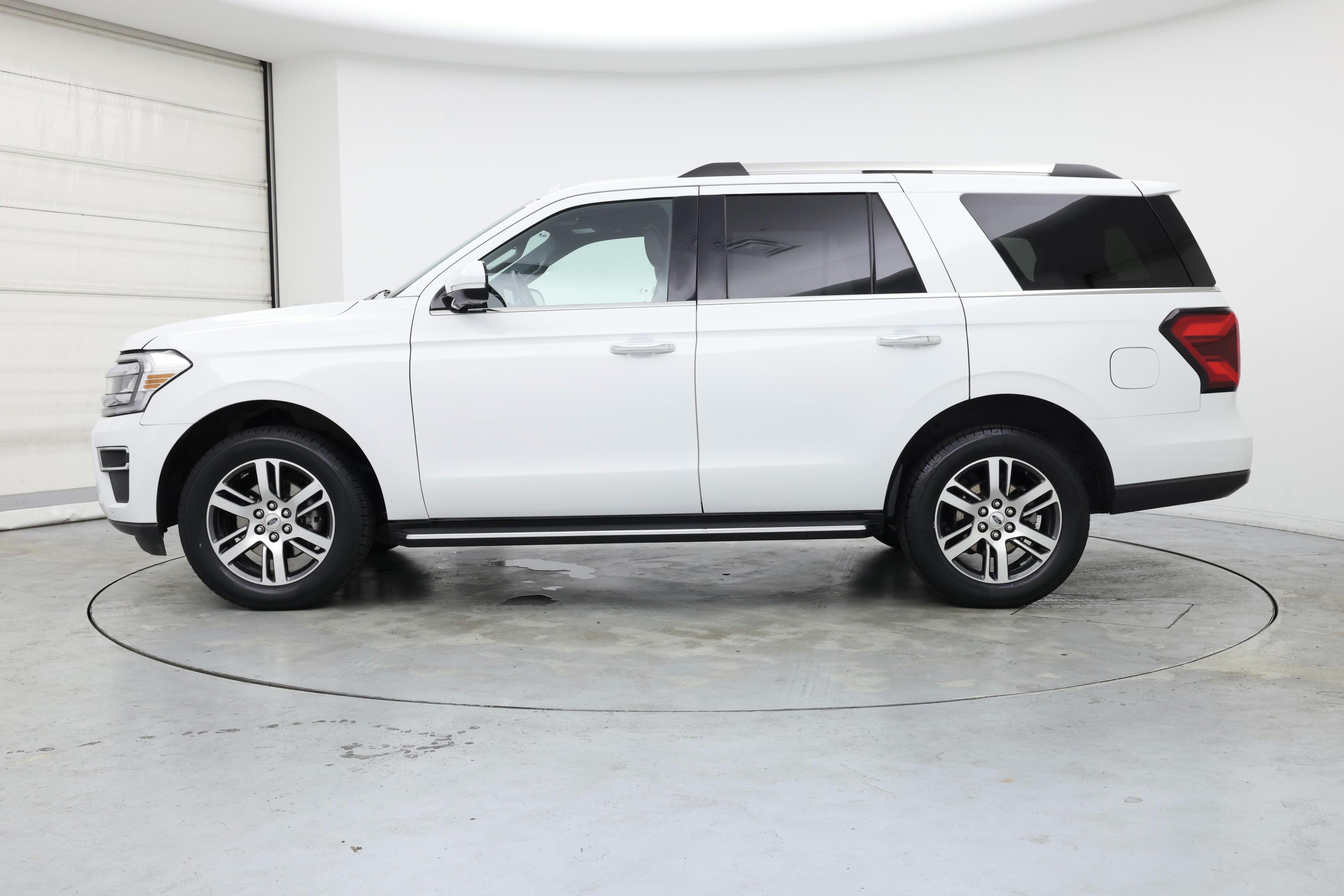 Thumbnail: 2023 Ford Expedition - 3