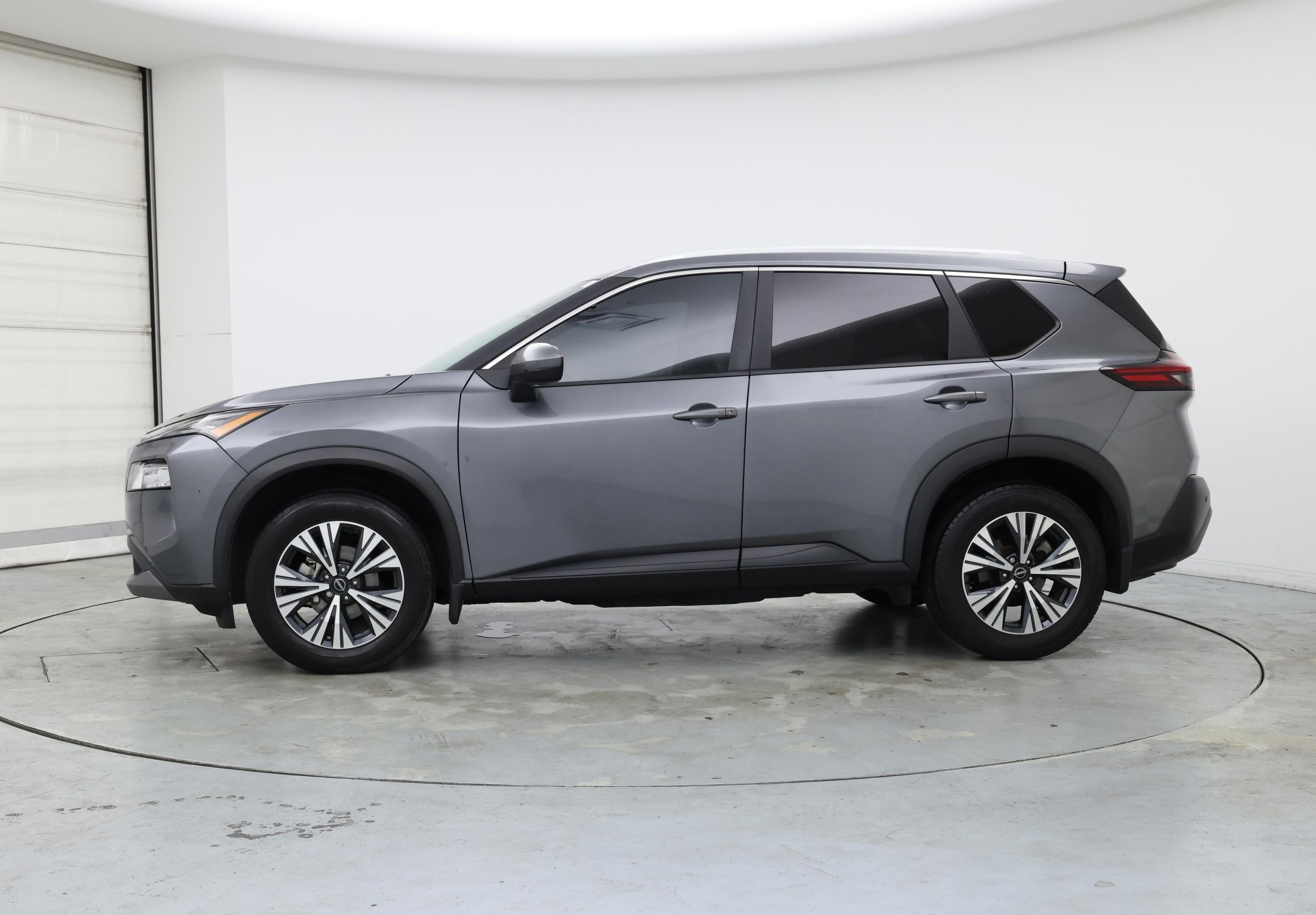 Thumbnail: 2023 Nissan Rogue - 3