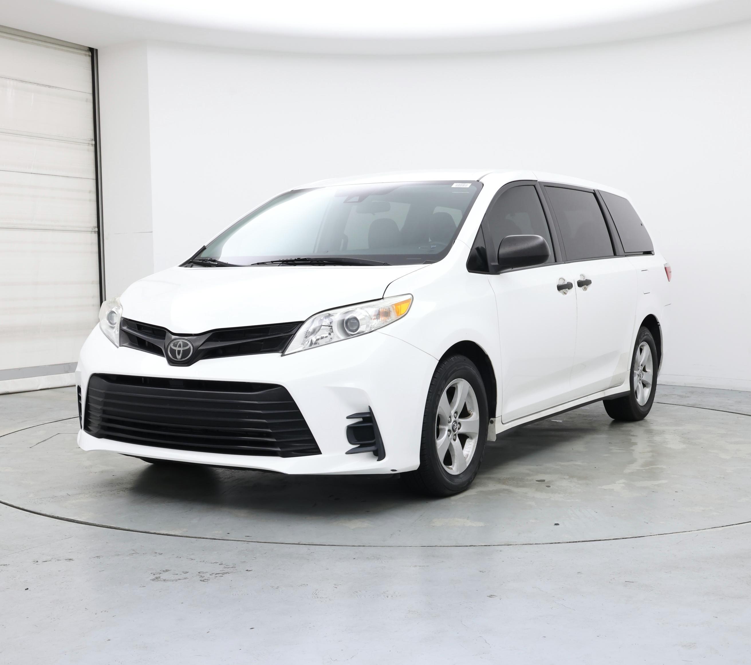Thumbnail: 2019 Toyota Sienna - 4