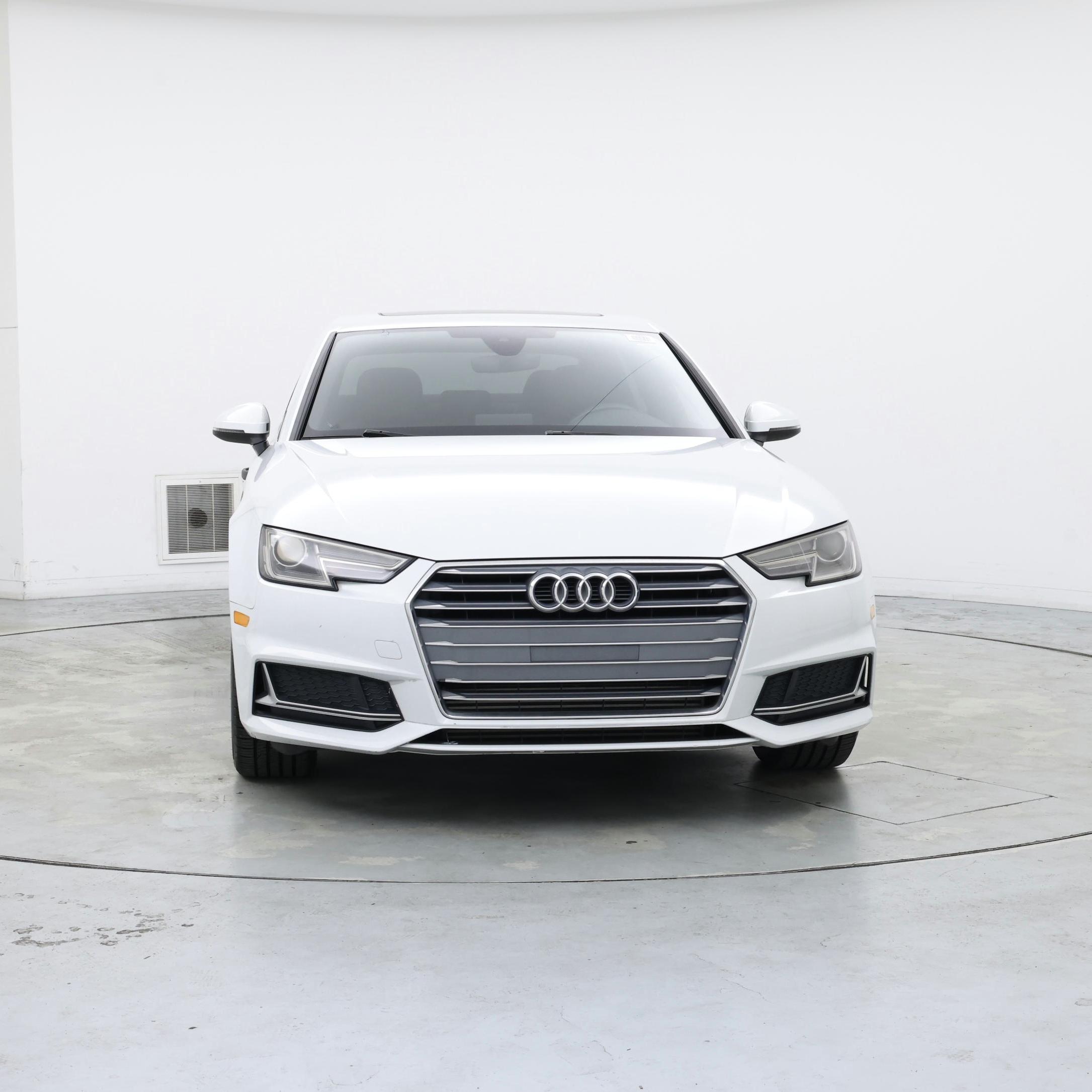 Thumbnail: 2019 Audi A4 - 5