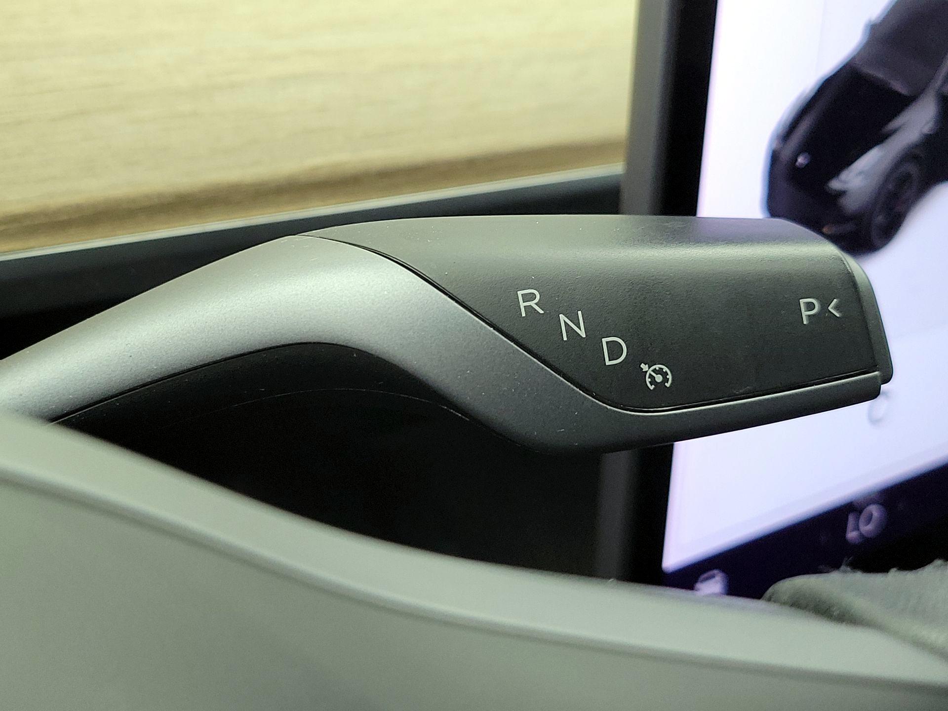 Thumbnail: 2021 Tesla Model Y - 17