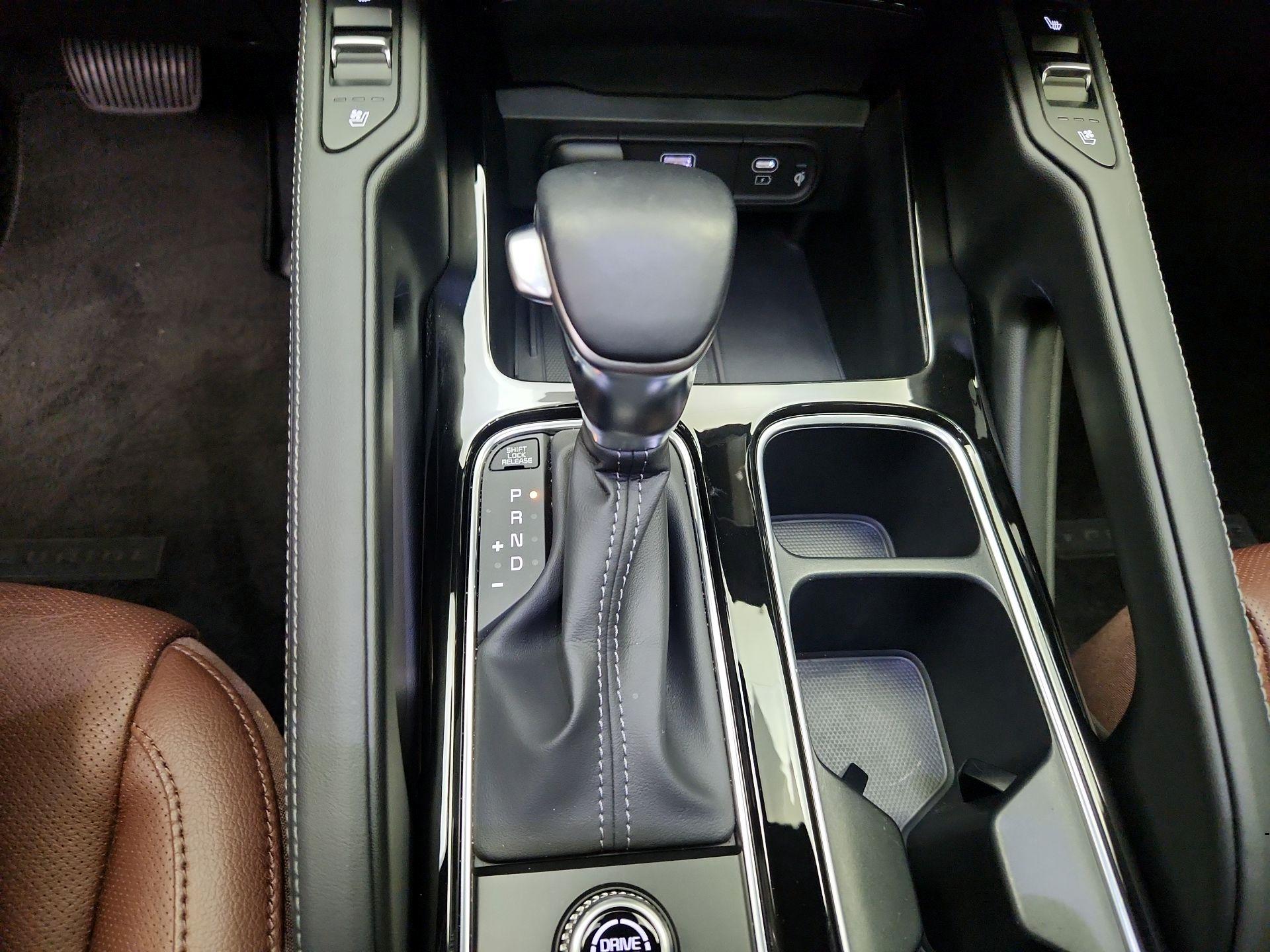 Thumbnail: 2023 Kia Telluride - 18