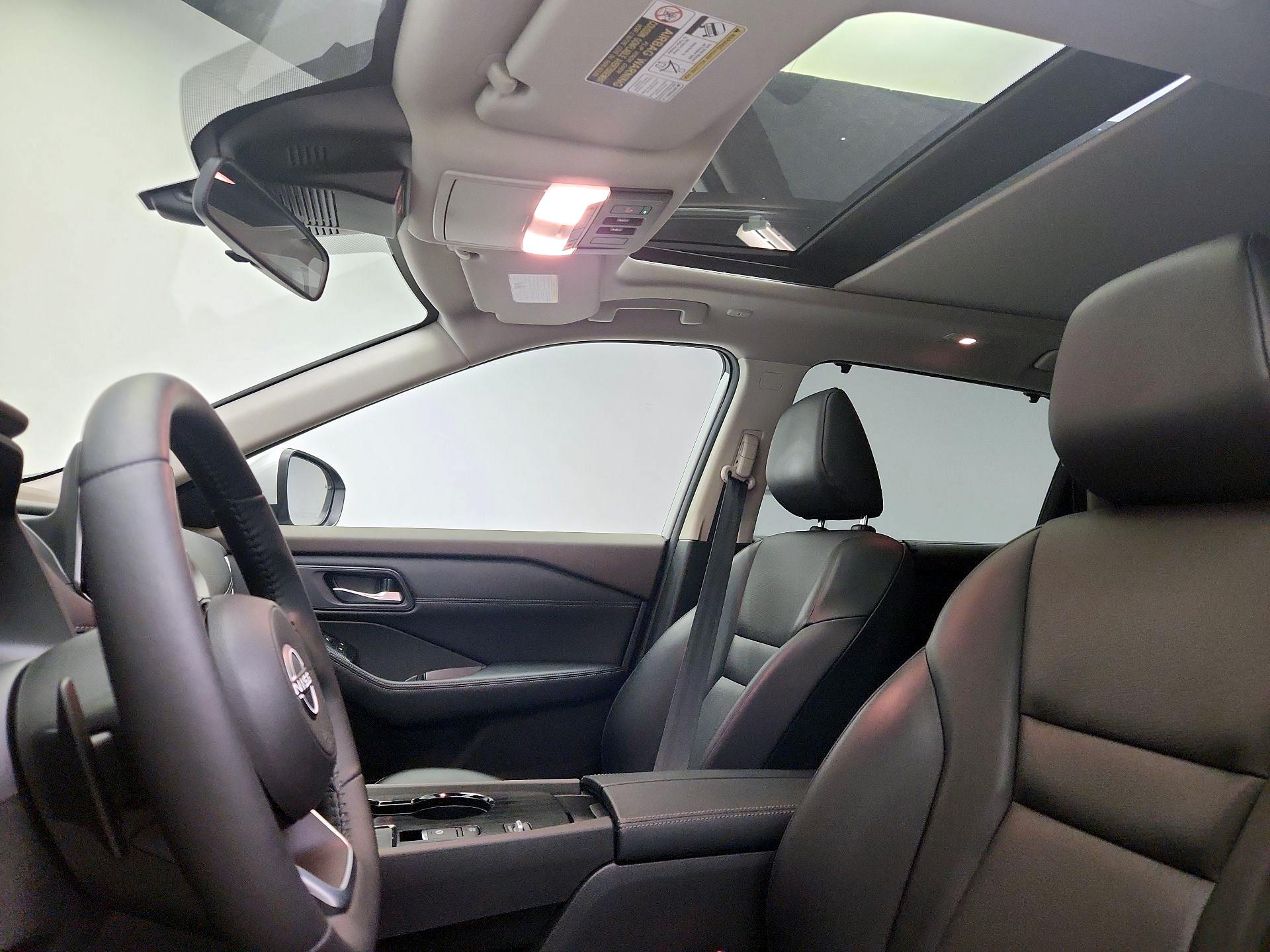 Thumbnail: 2022 Nissan Rogue - 19