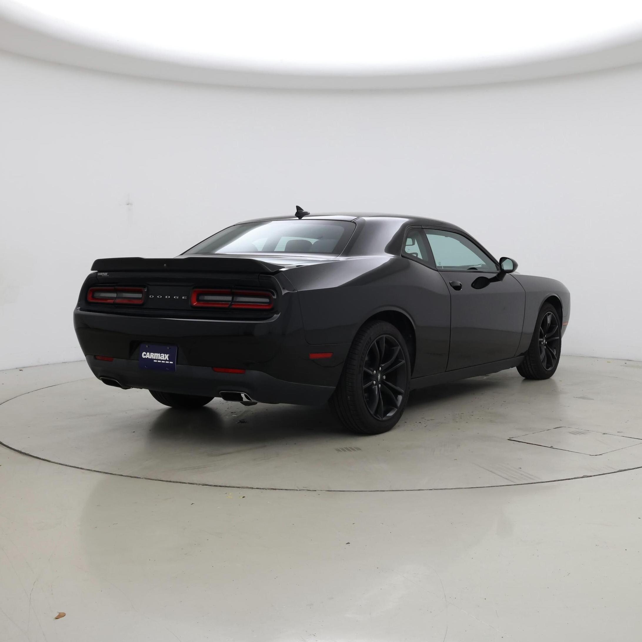 Thumbnail: 2018 Dodge Challenger - 8