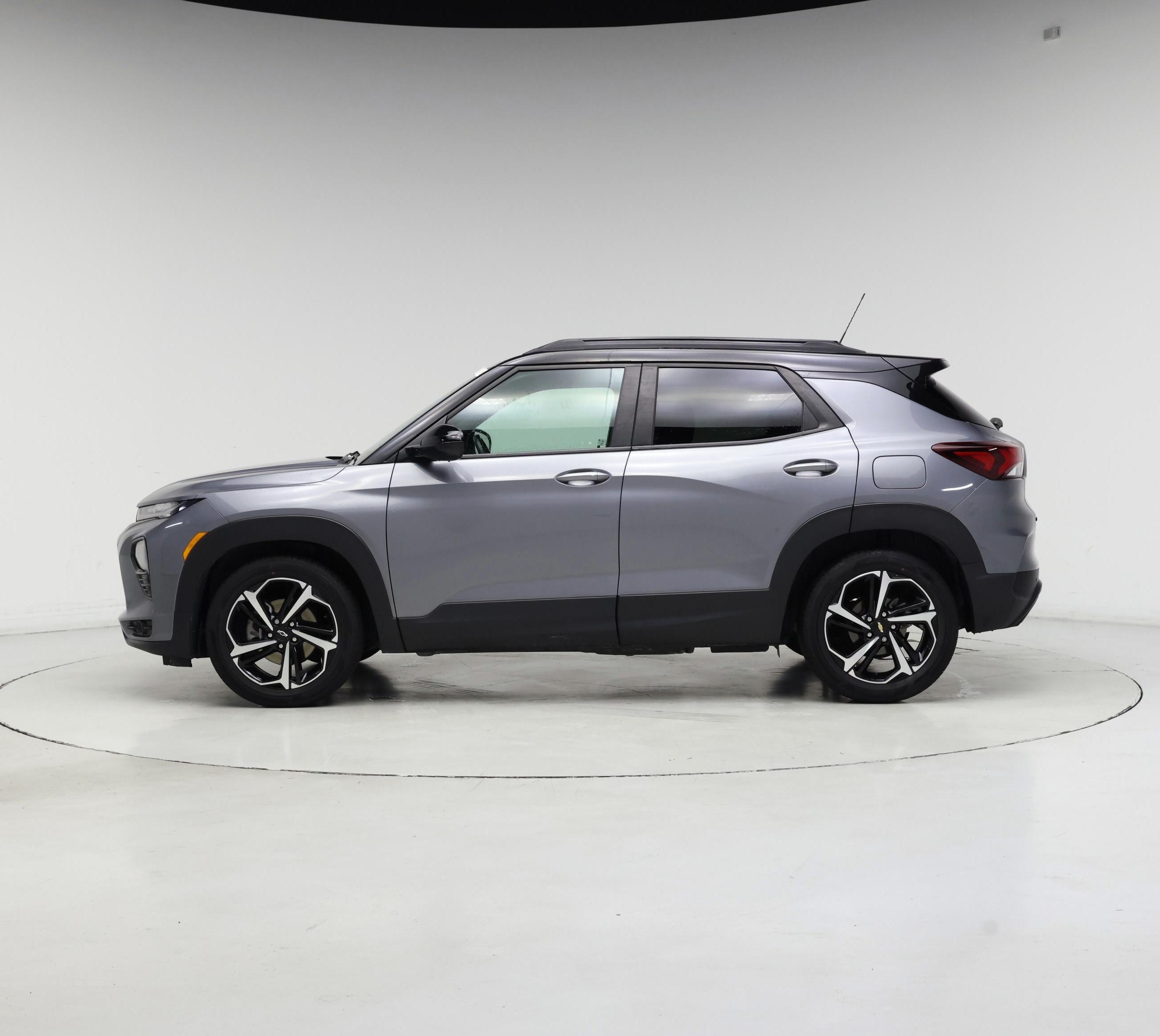 Thumbnail: 2021 Chevrolet TrailBlazer - 3
