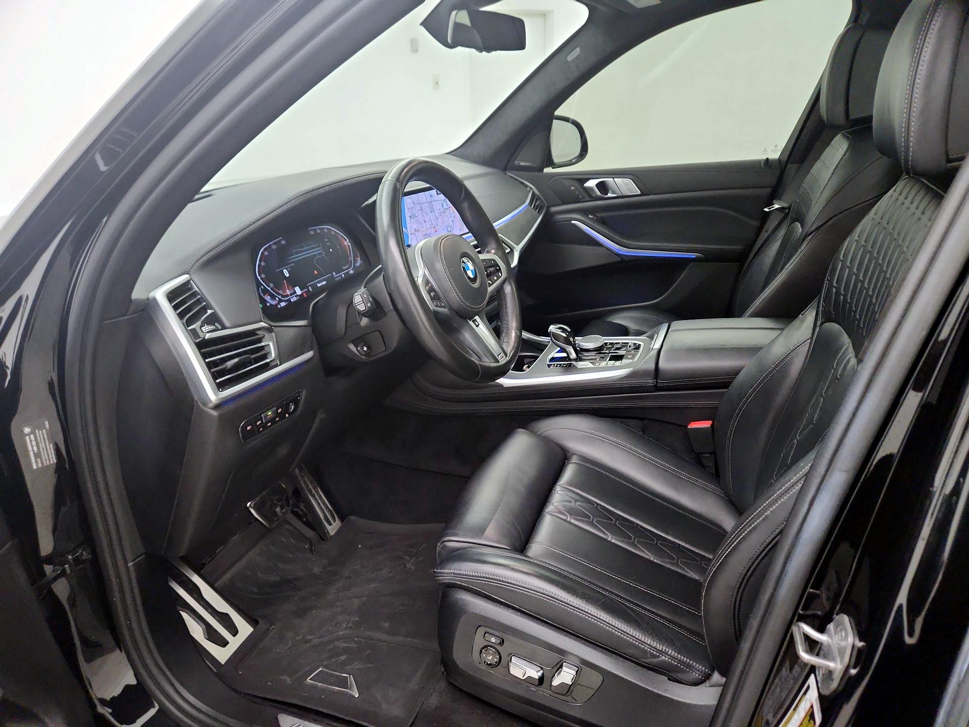 Thumbnail: 2021 BMW X7 - 11