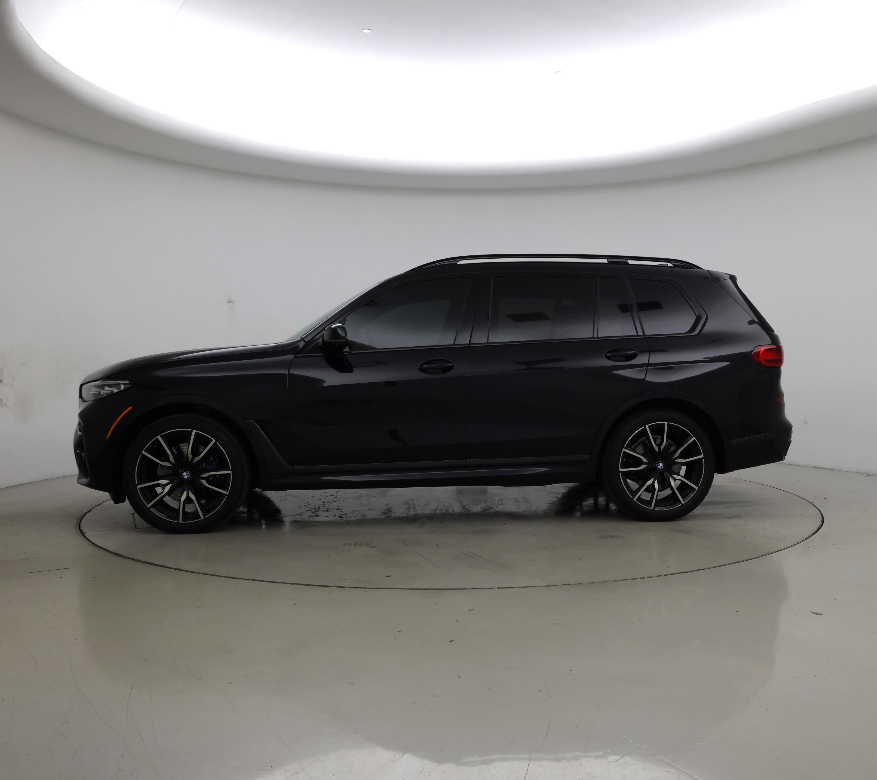 Thumbnail: 2021 BMW X7 - 3