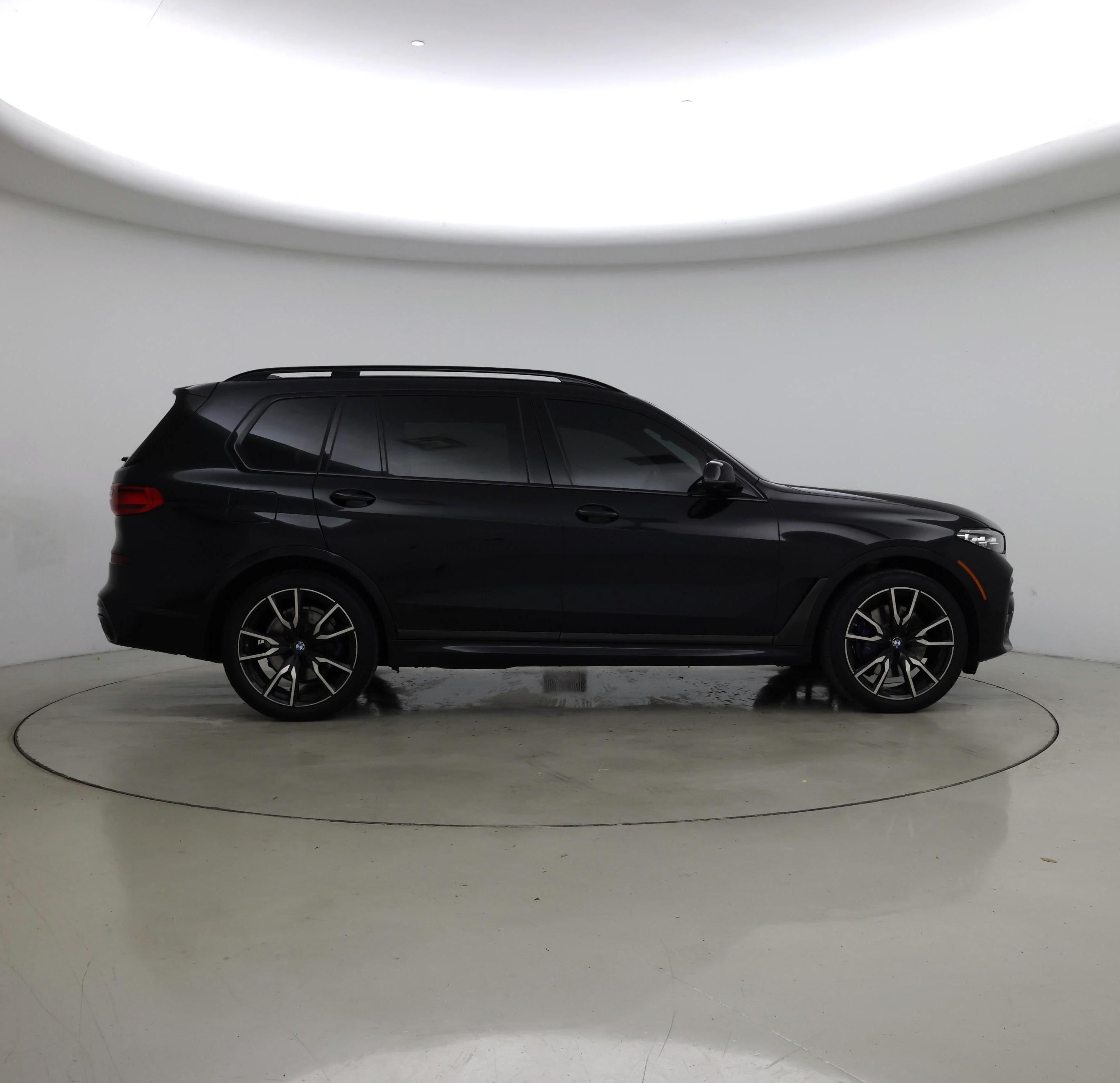Thumbnail: 2021 BMW X7 - 7