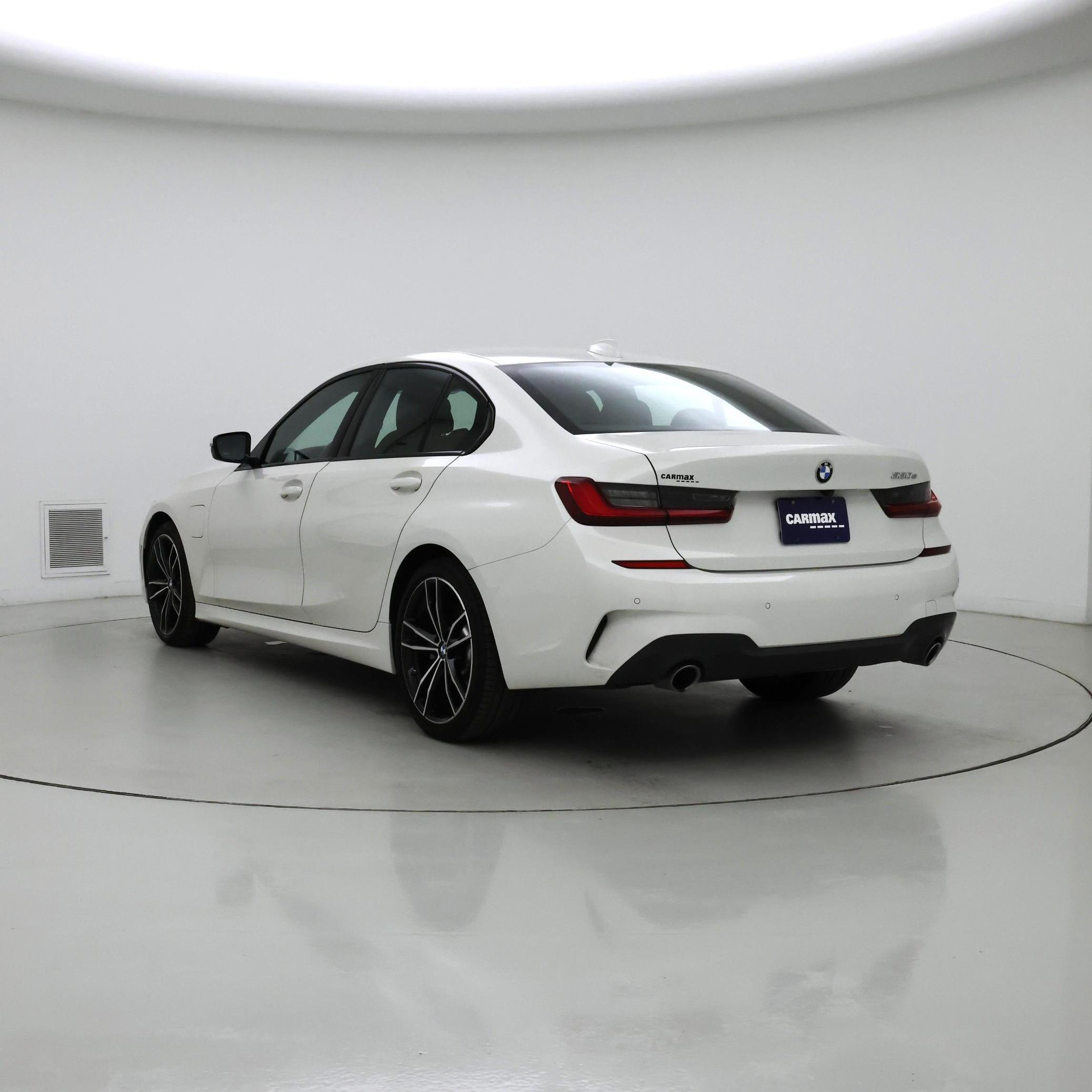 Thumbnail: 2021 BMW 3 Series - 2
