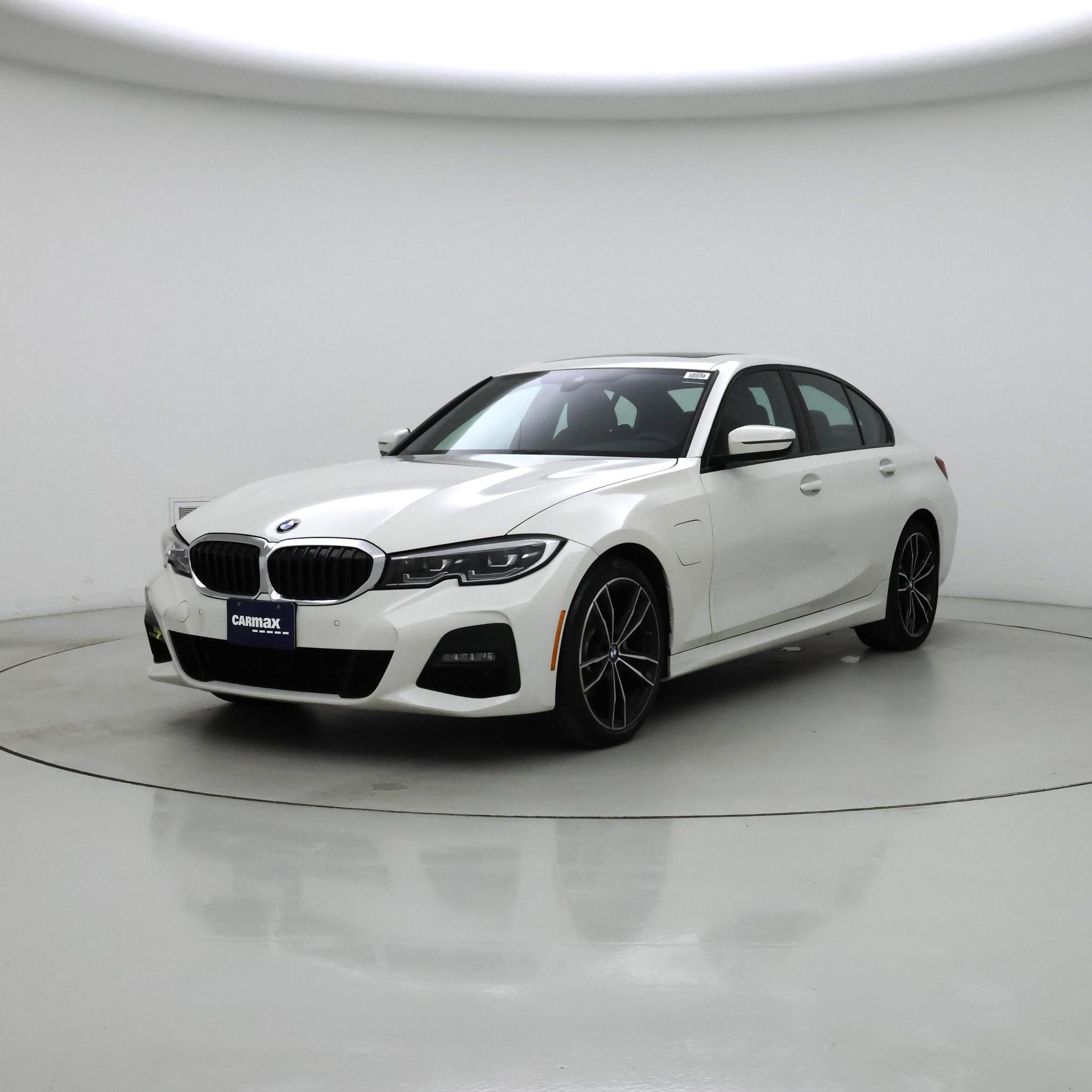 Thumbnail: 2021 BMW 3 Series - 4