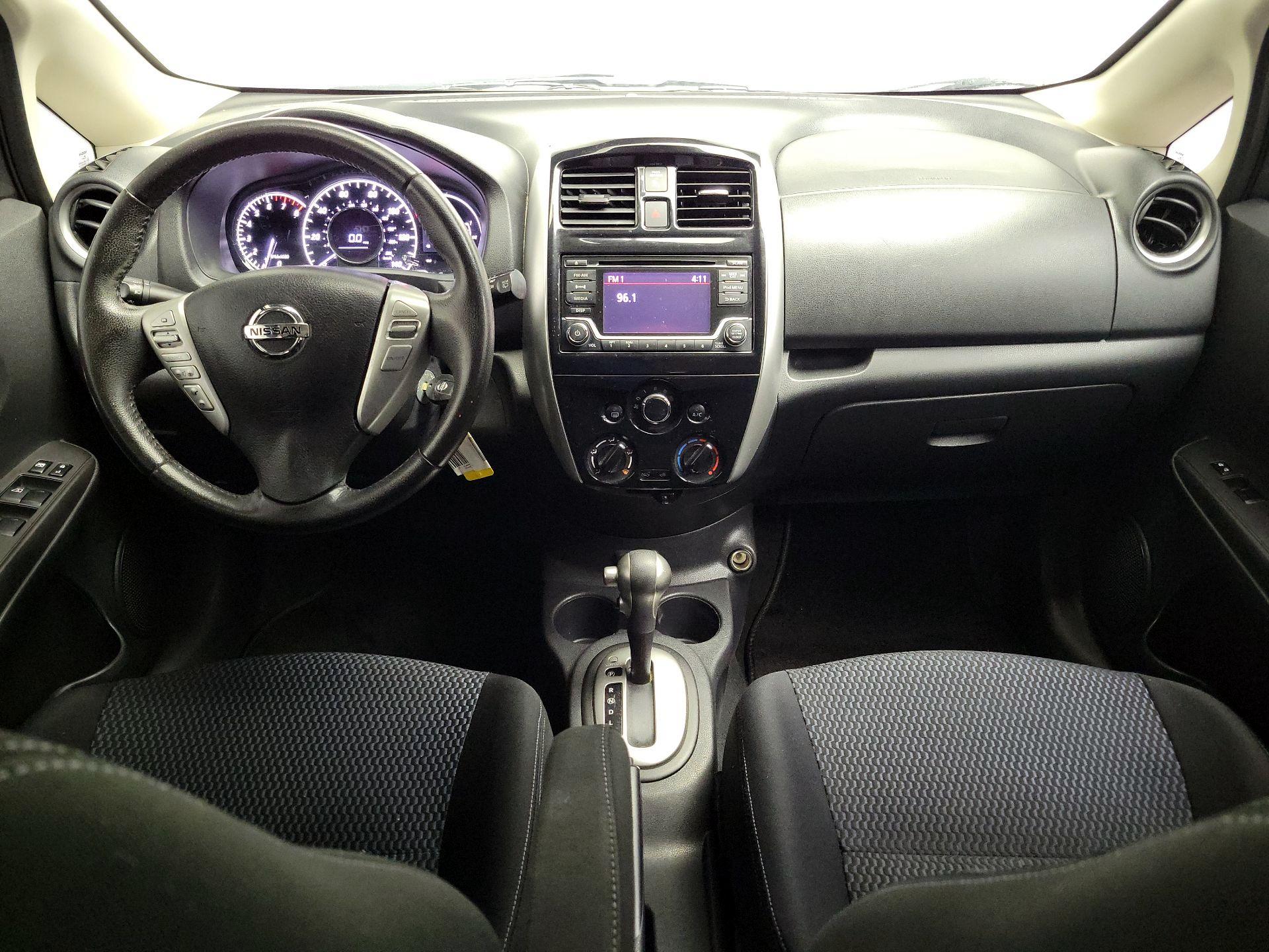 Thumbnail: 2017 Nissan Versa Note - 9