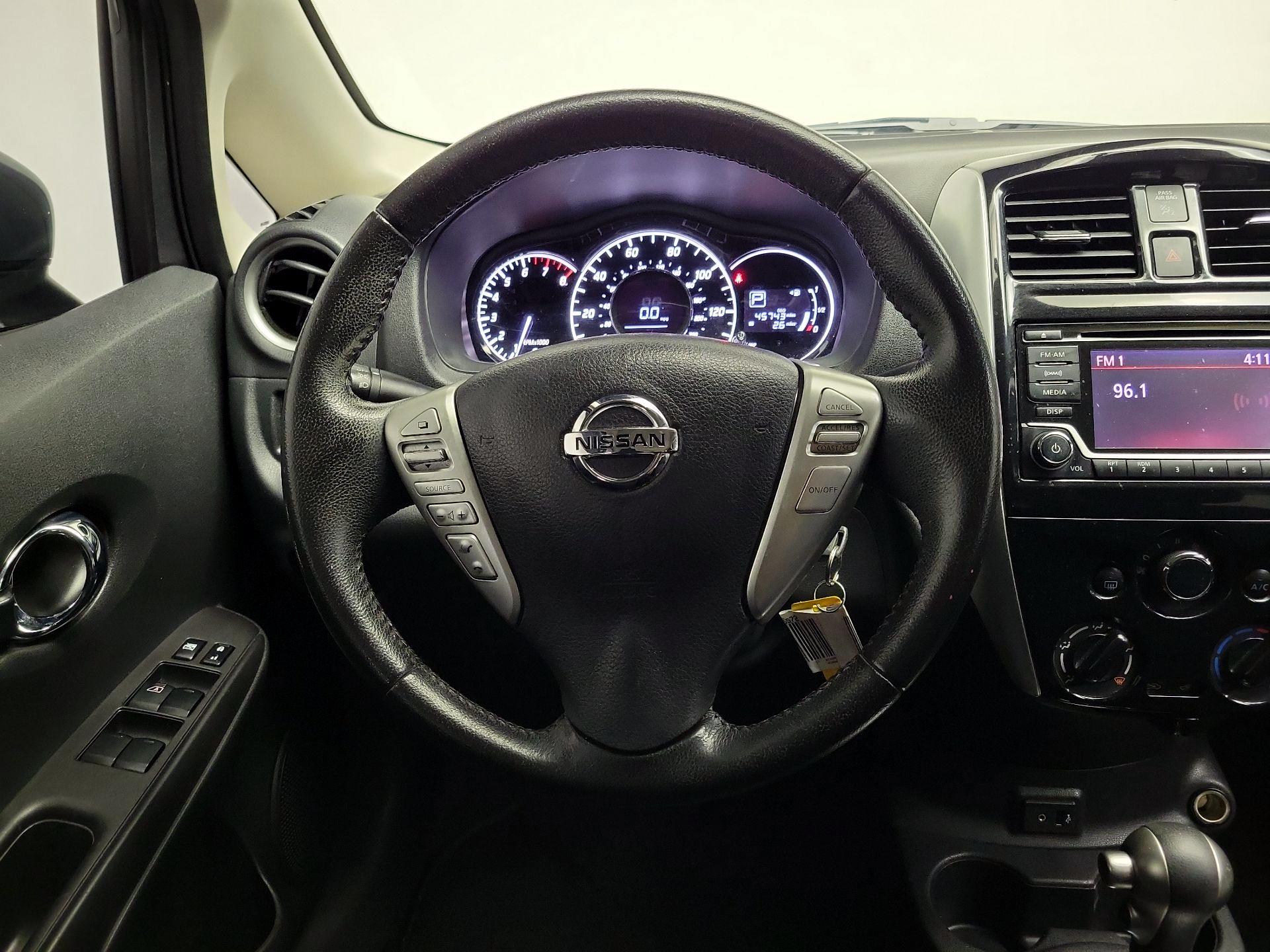 Thumbnail: 2017 Nissan Versa Note - 10