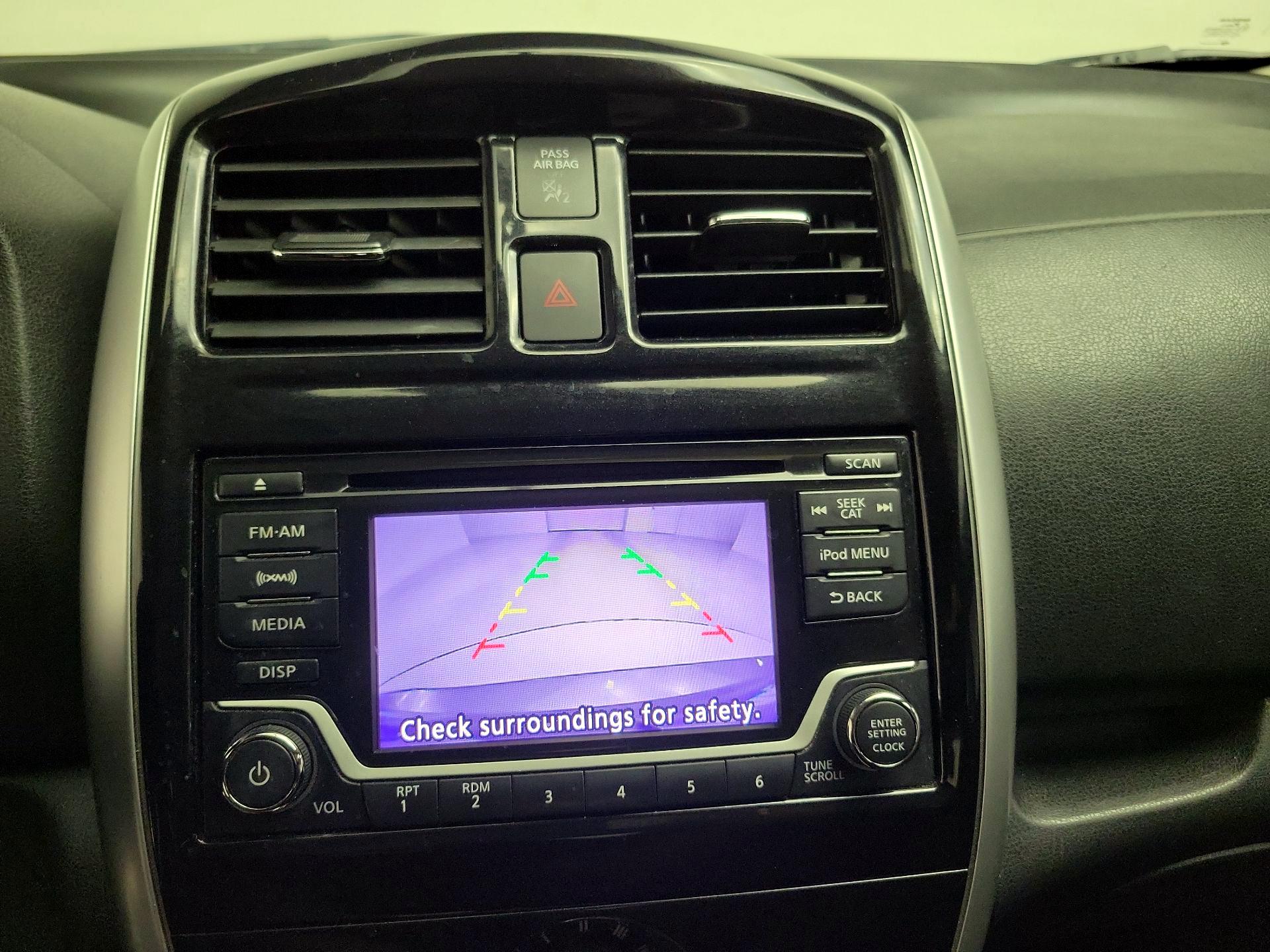 Thumbnail: 2017 Nissan Versa Note - 14