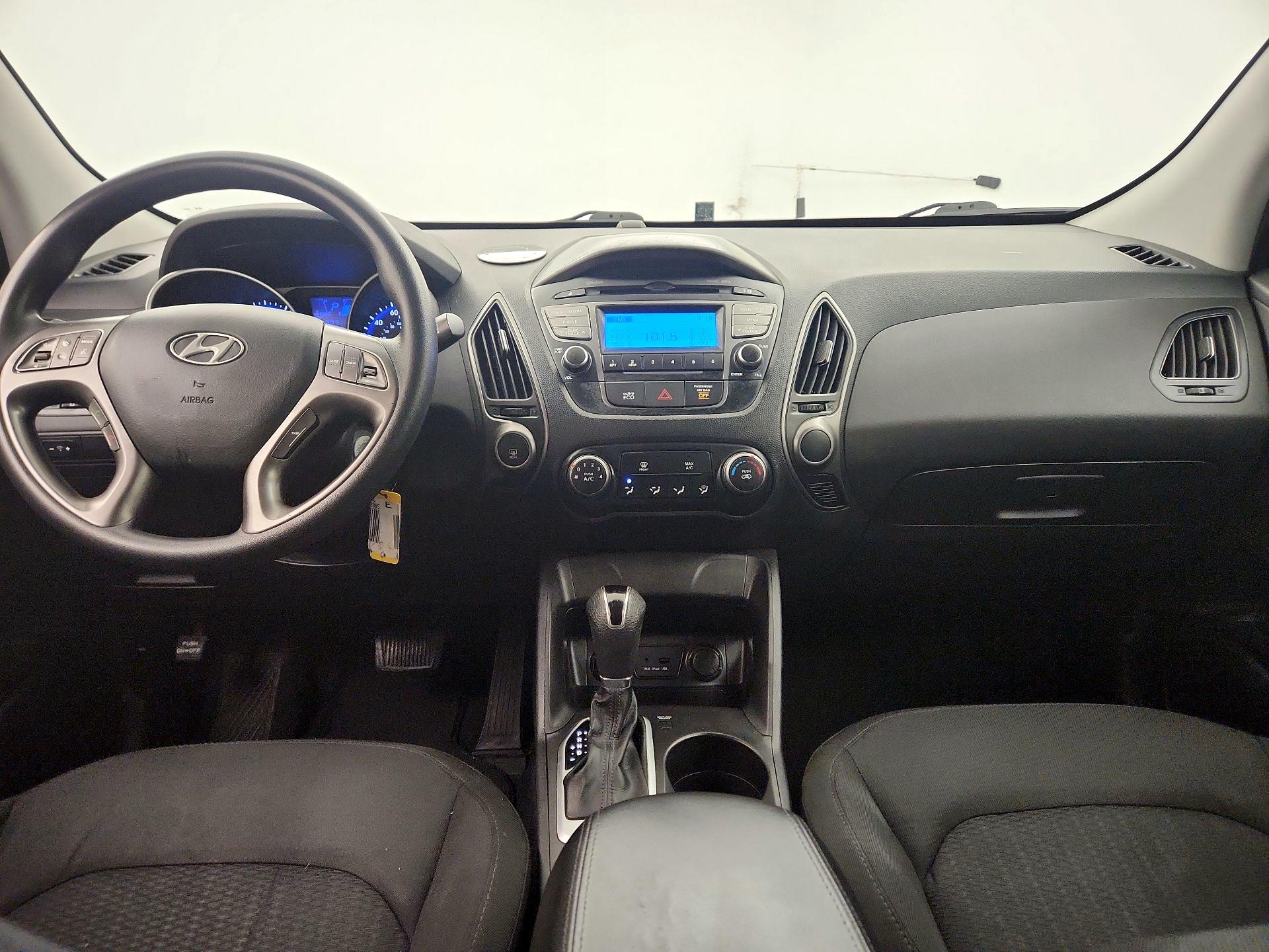 Thumbnail: 2014 Hyundai Tucson - 9
