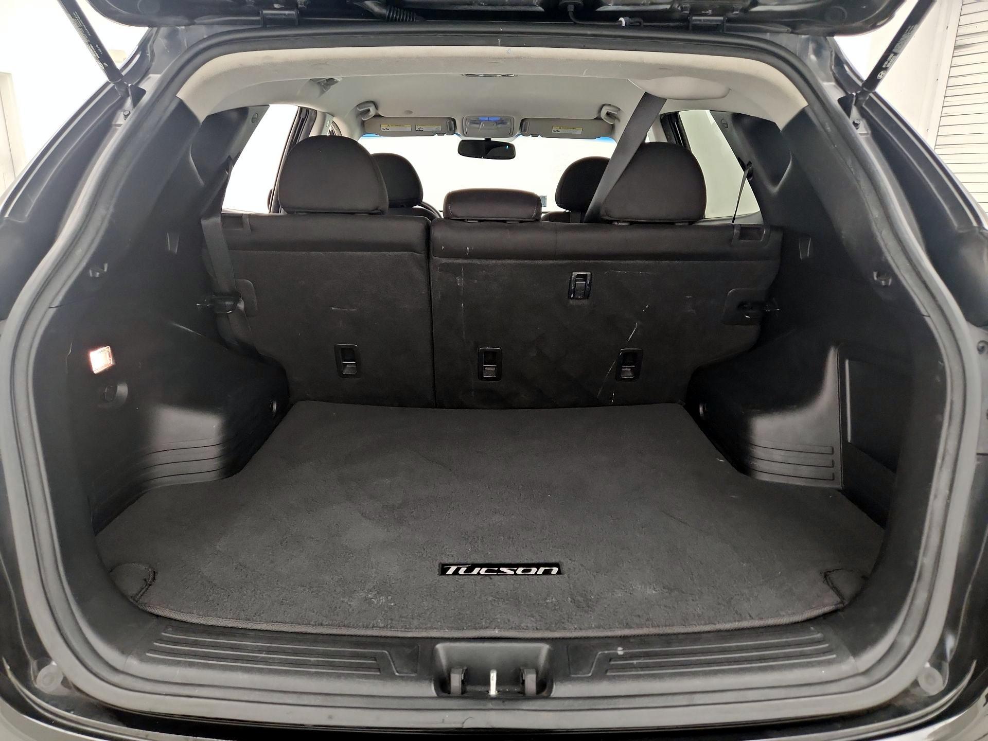 Thumbnail: 2014 Hyundai Tucson - 19