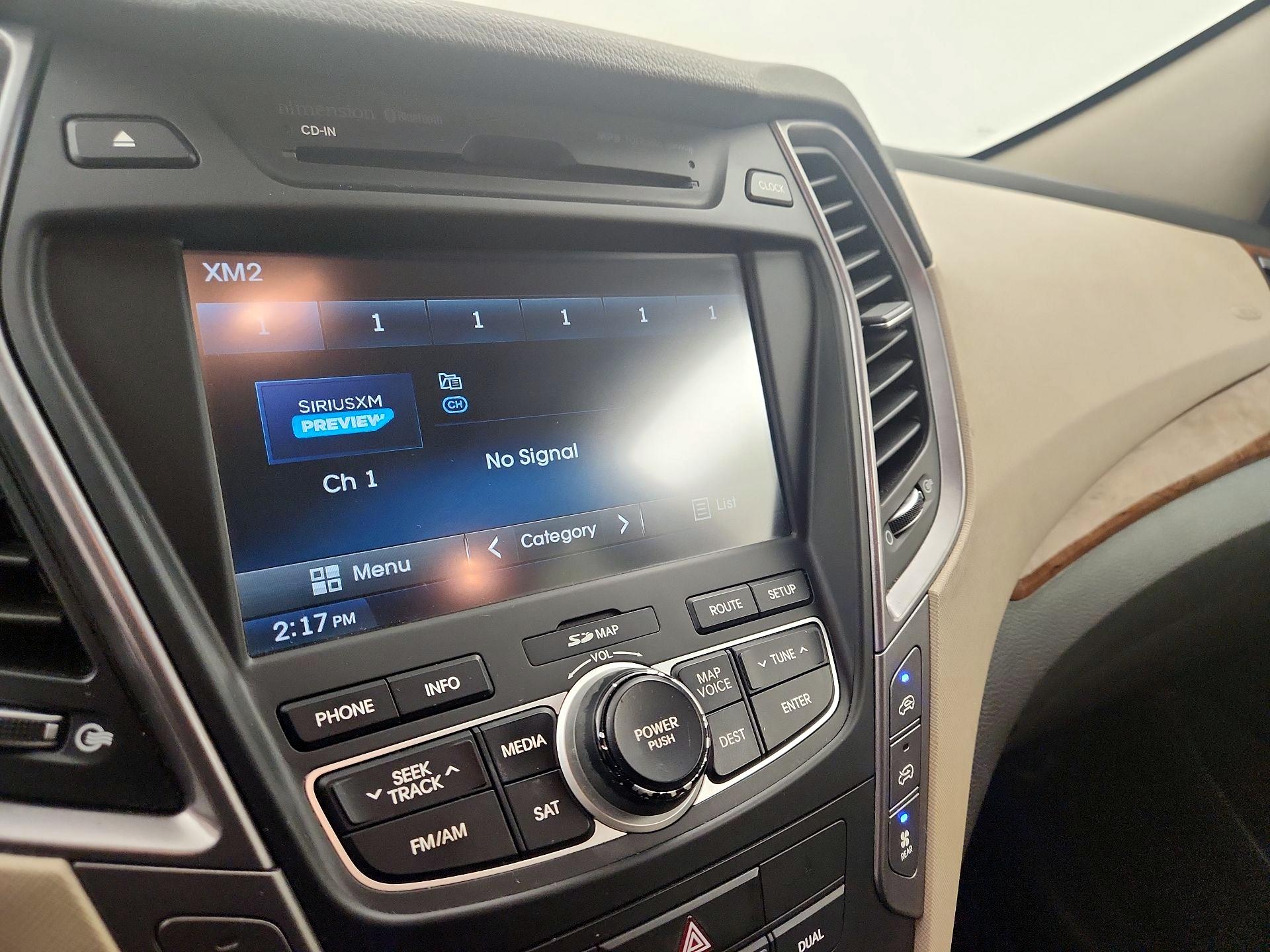 Thumbnail: 2014 Hyundai Santa Fe - 16