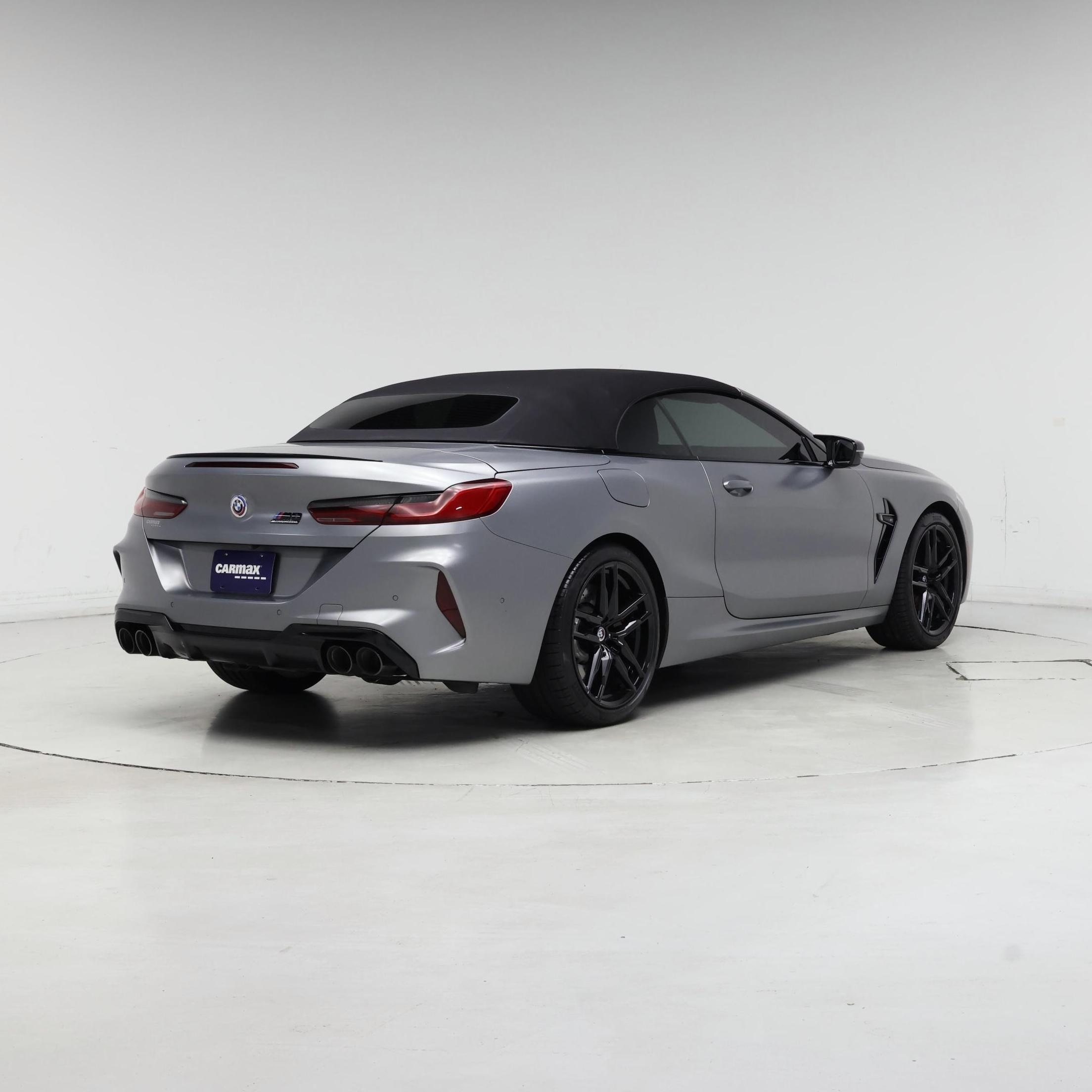 Thumbnail: 2023 BMW M8 - 8