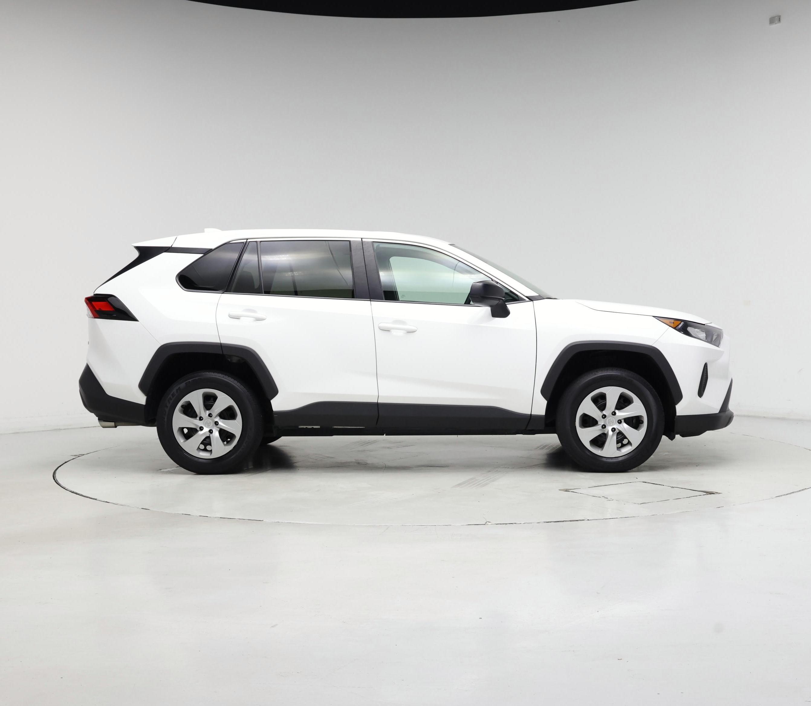 Thumbnail: 2022 Toyota RAV4 - 7