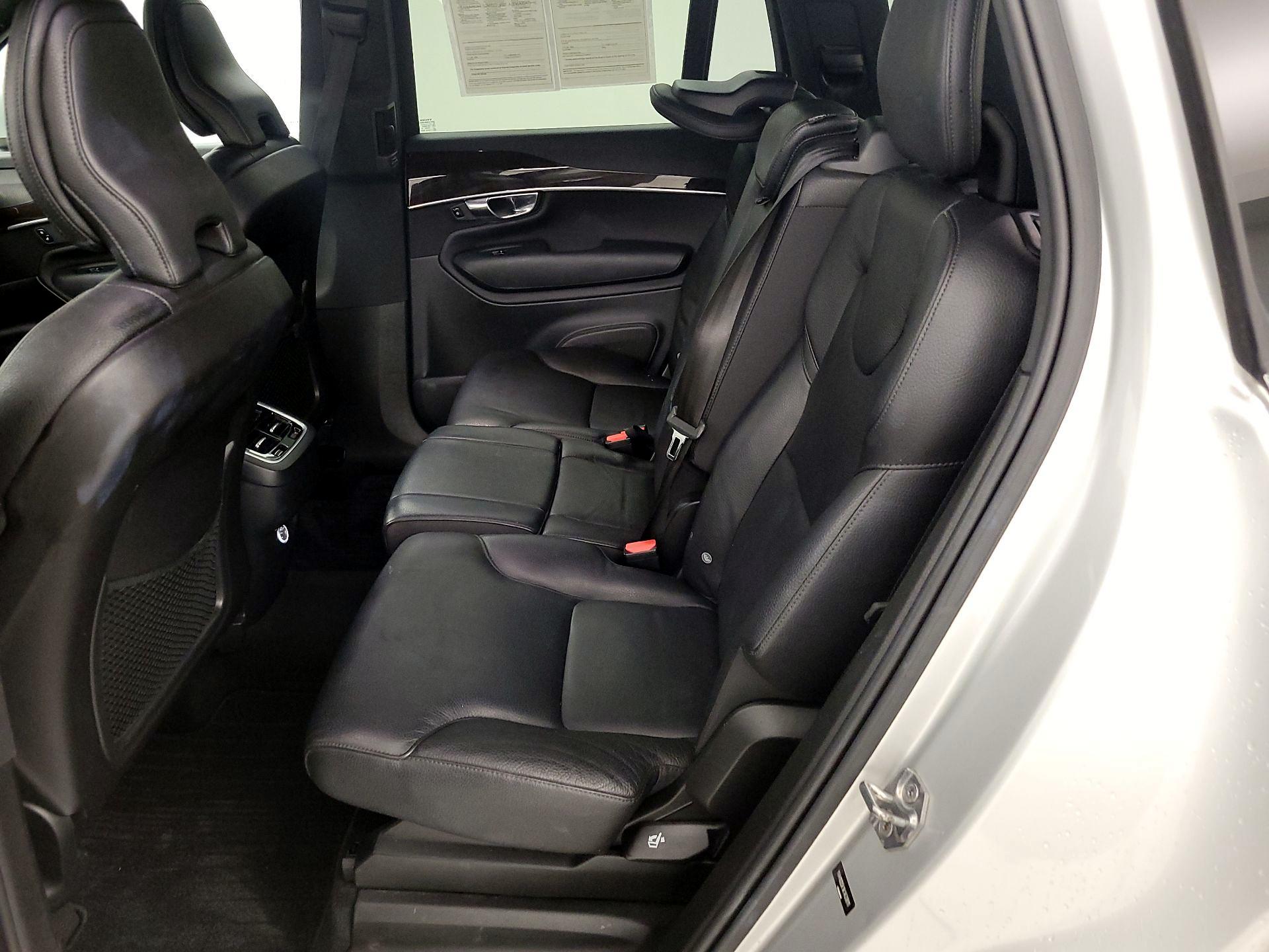 Thumbnail: 2019 Volvo XC90 - 18