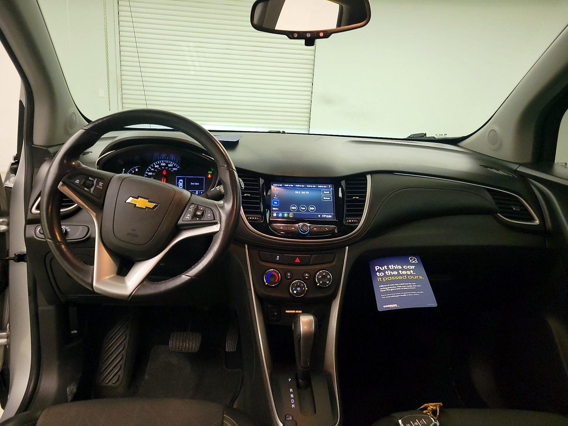 Thumbnail: 2019 Chevrolet Trax - 9