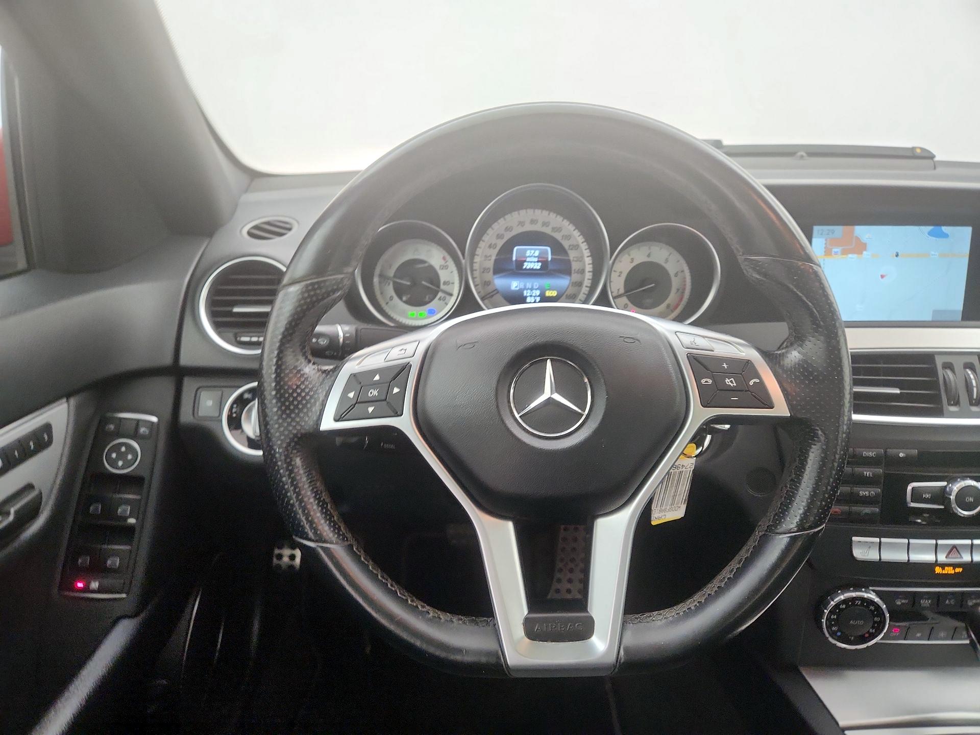 Thumbnail: 2014 Mercedes-Benz C-Class - 10